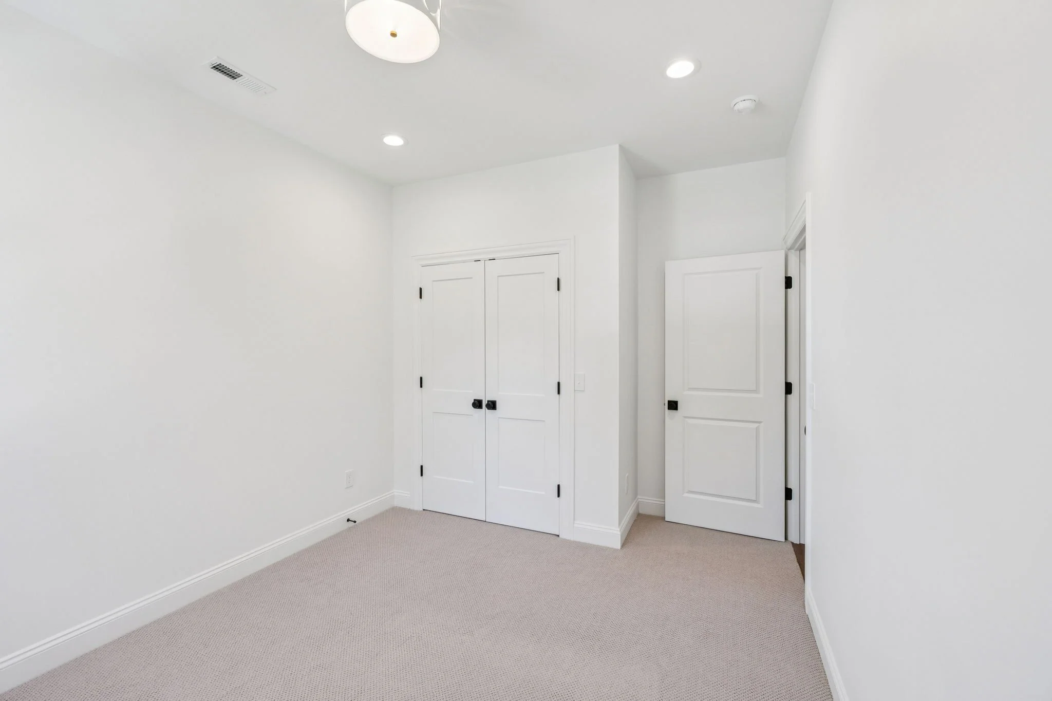 43-308 Bridge Ave - 043.jpg