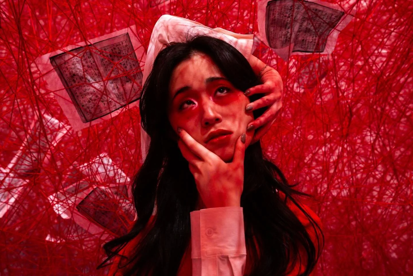 The Thread Theory ft. Chiharu Shiota 

#surrealphotography #fineartportrait #chiharushiota