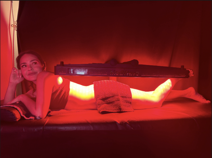 Medwave slimming machine for cellulite reduction, fat breakdown, and full-body sculpting at Shapetress Santa Monica.