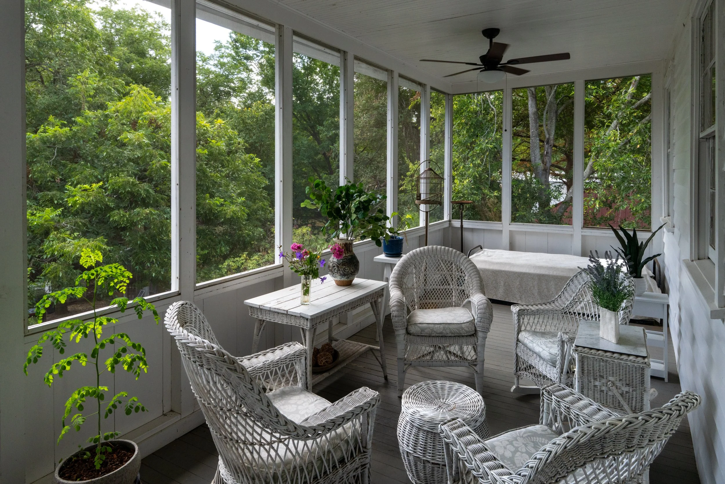 Enjoy your morning coffee or evening cocktails among the treetops on our screened-in upstairs porch. Listen to the birds and watch the light change from morning to evening—a lovely place to gather and relax.