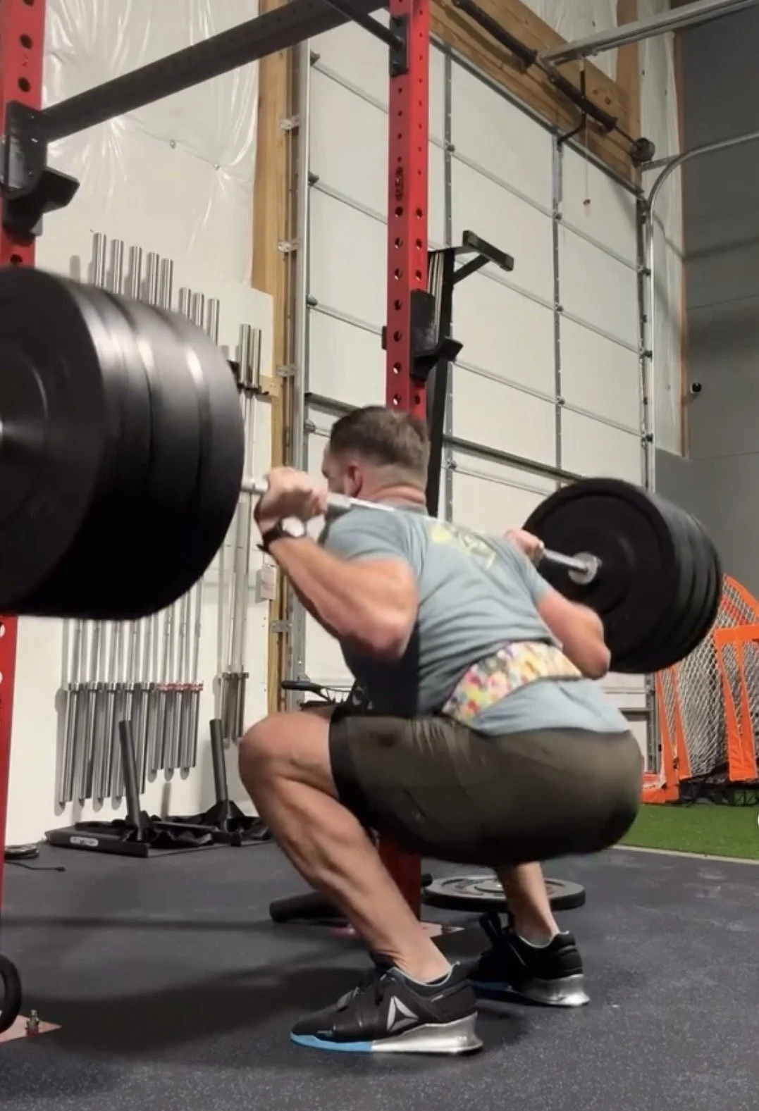 weight training, squatting, strength training, personal trainer