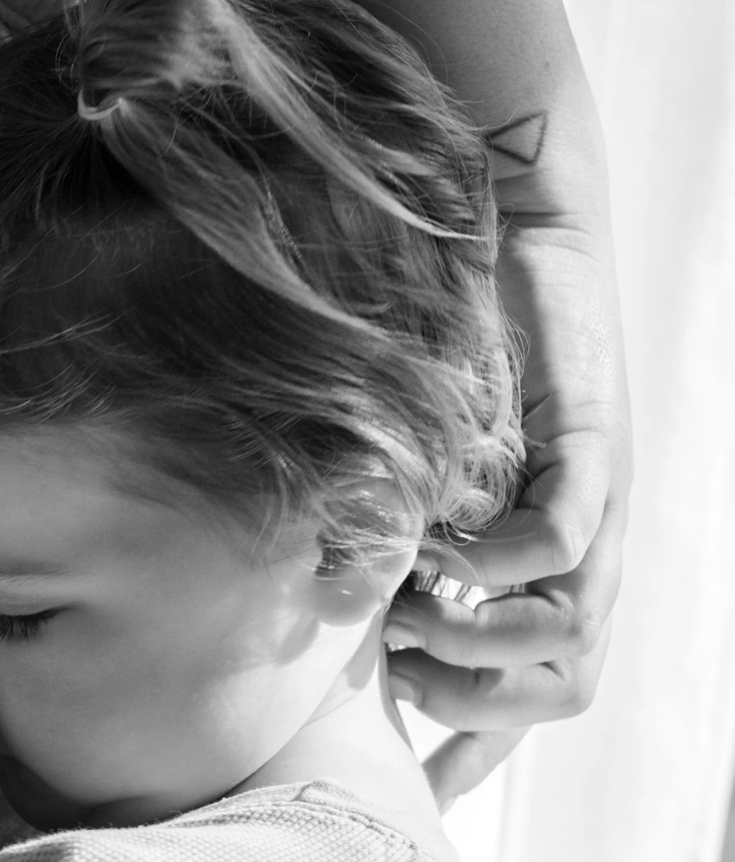 I'm baaaaack!!! It's starting to feel like spring and flowers are starting to bloom...it's time to get those sessions scheduled :)

If you haven't checked my website in a while, you may want to peep my new pricing for sessions. After years of constan