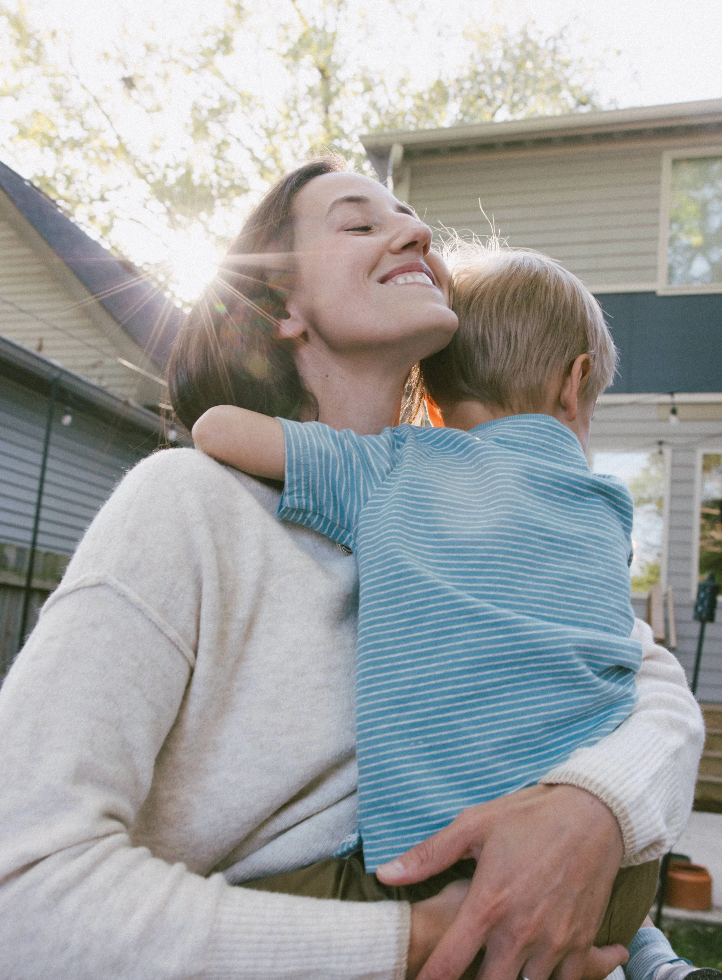 kelsey-bauchle-photo-backyard-family20.jpg