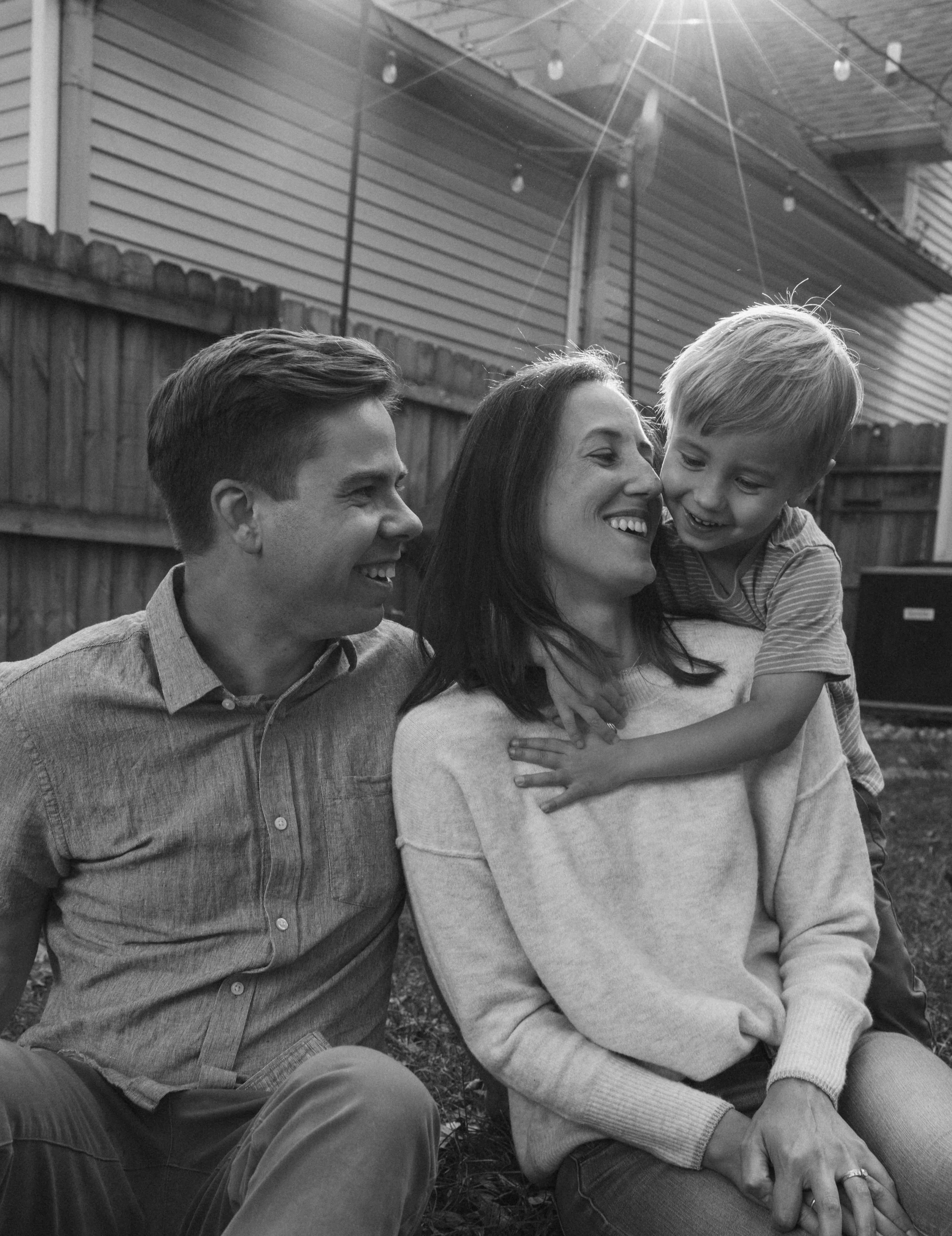 kelsey-bauchle-photo-backyard-family25.jpg