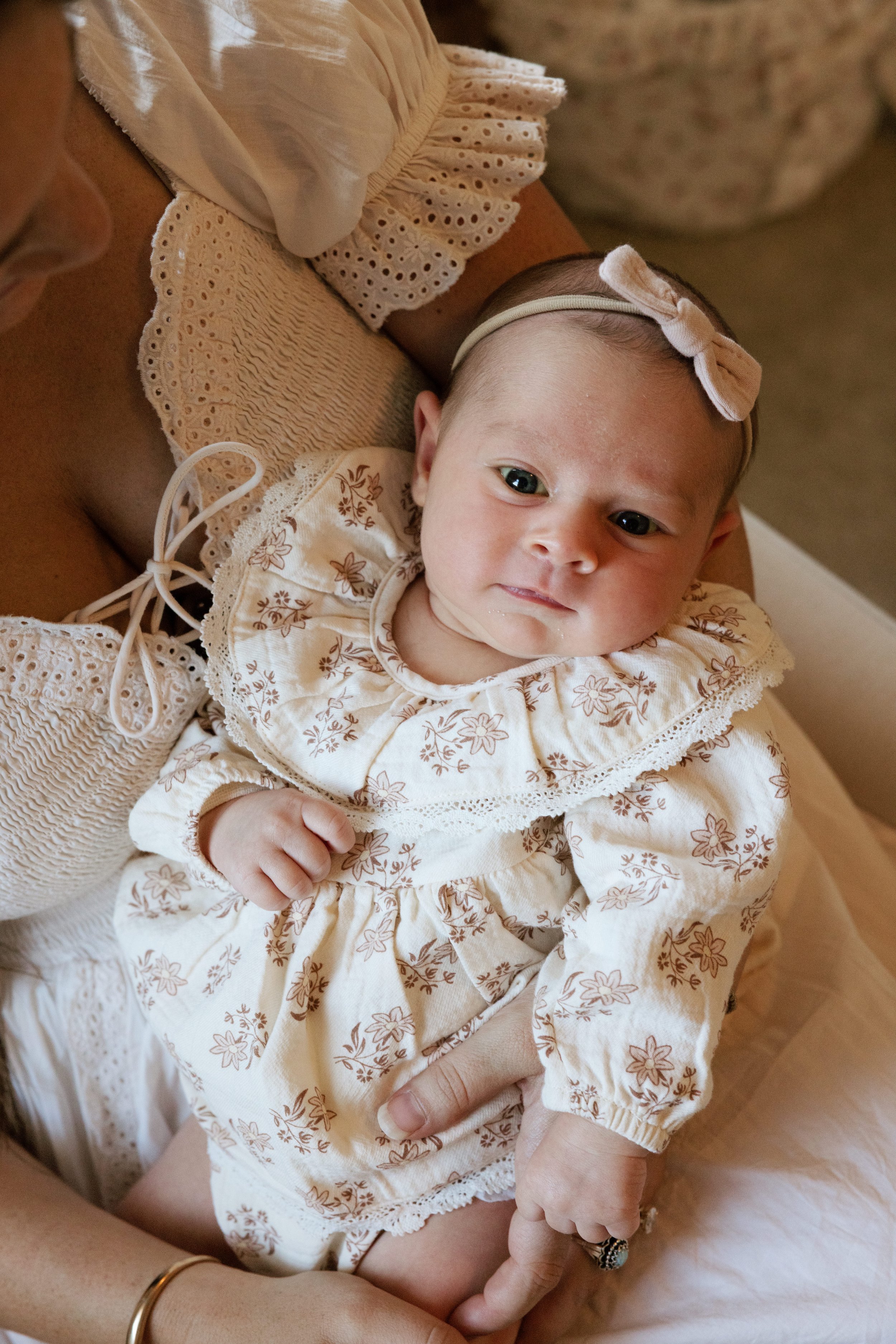 kelsey-bauchle-photo-backyard-newborn-family6.jpg