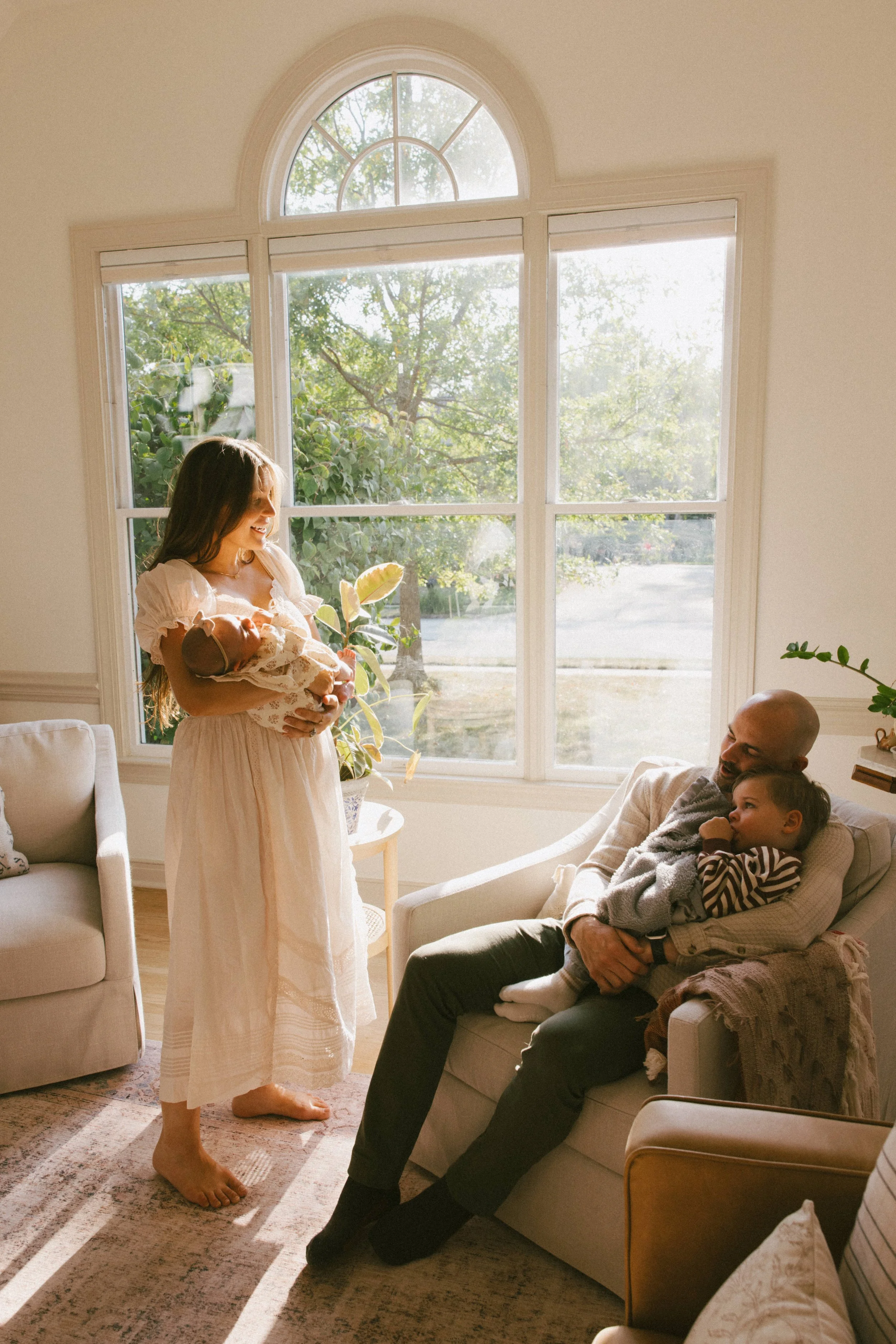 kelsey-bauchle-photo-backyard-newborn-family13.jpg