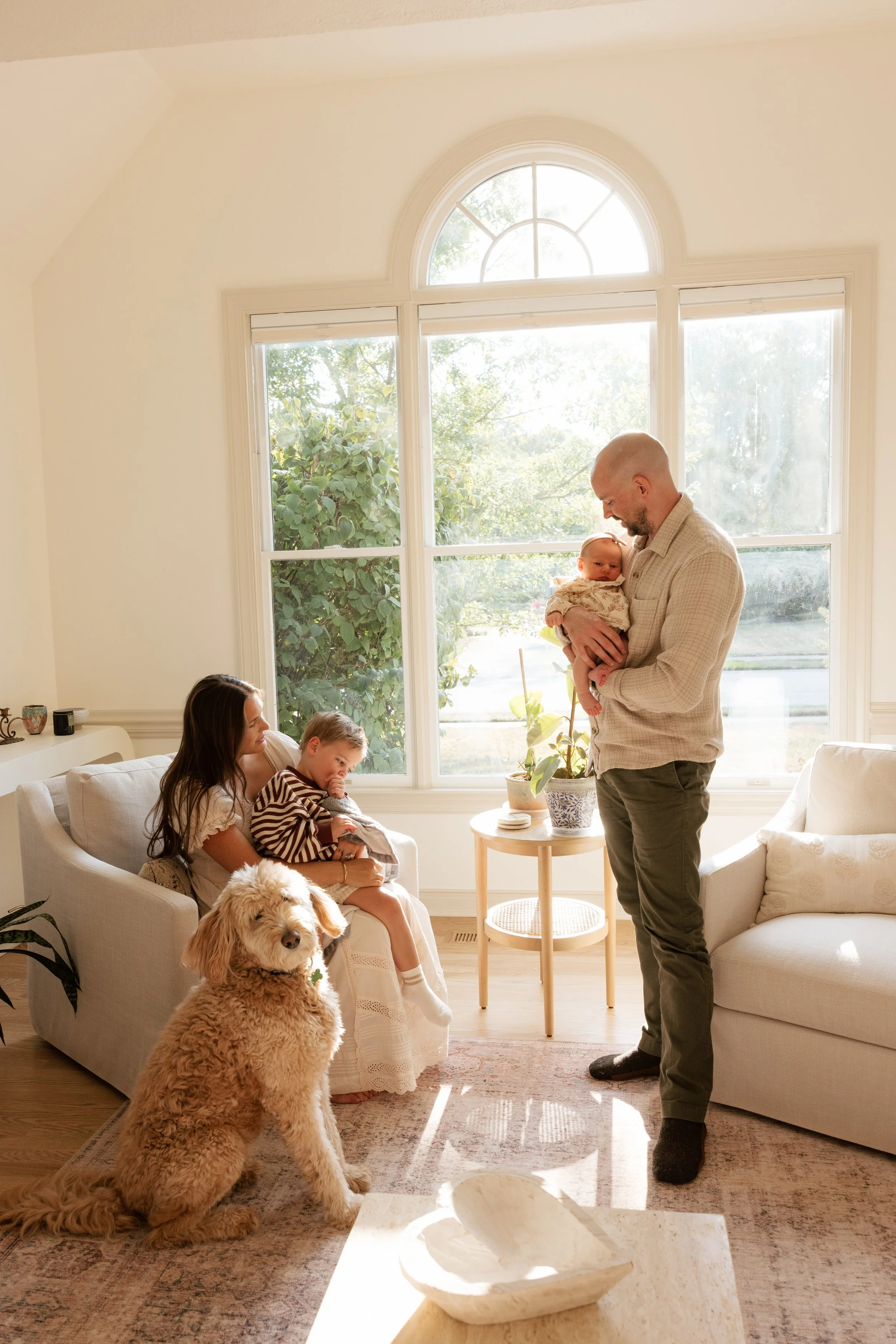 kelsey-bauchle-photo-backyard-newborn-family17.jpg