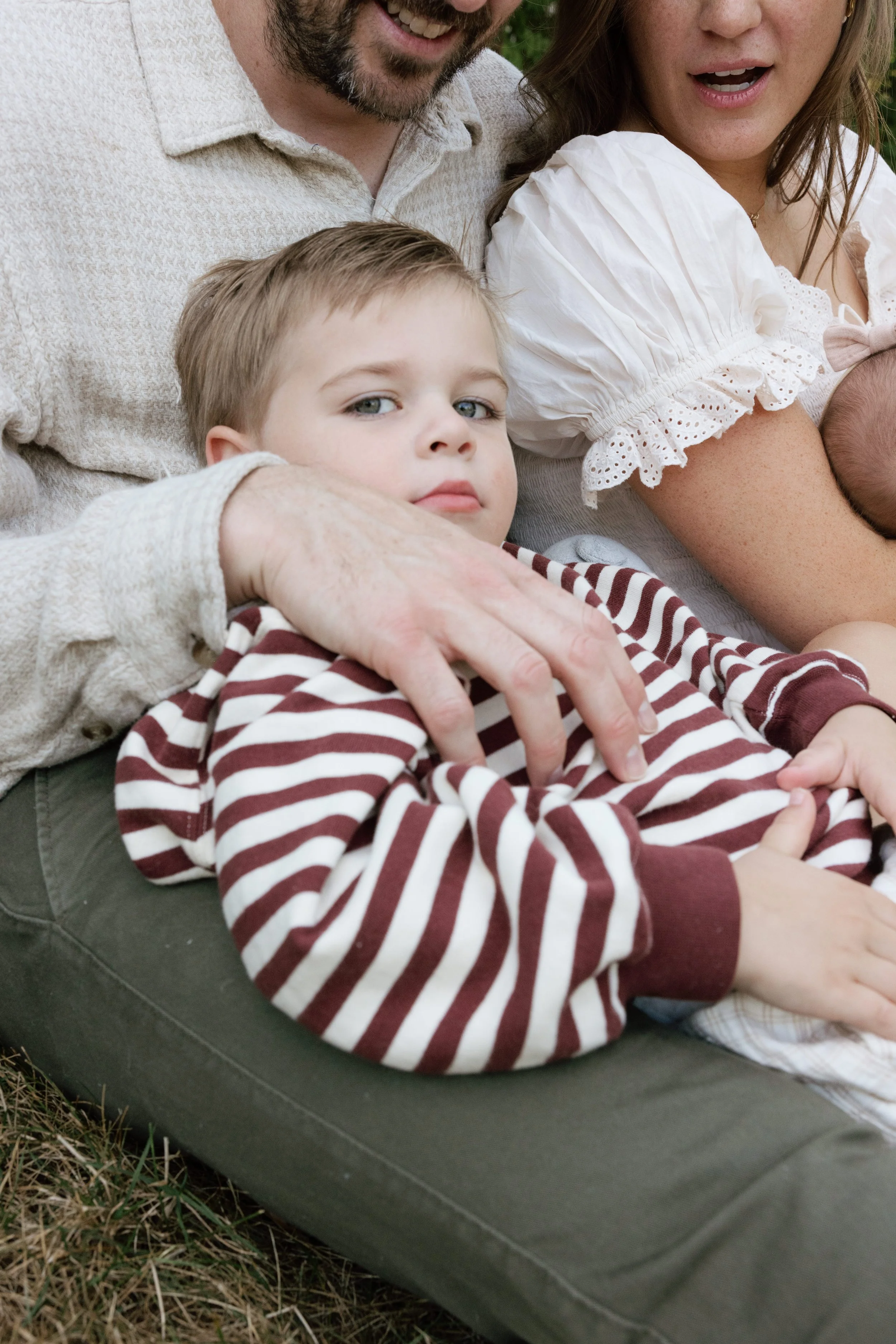 kelsey-bauchle-photo-backyard-newborn-family33.jpg