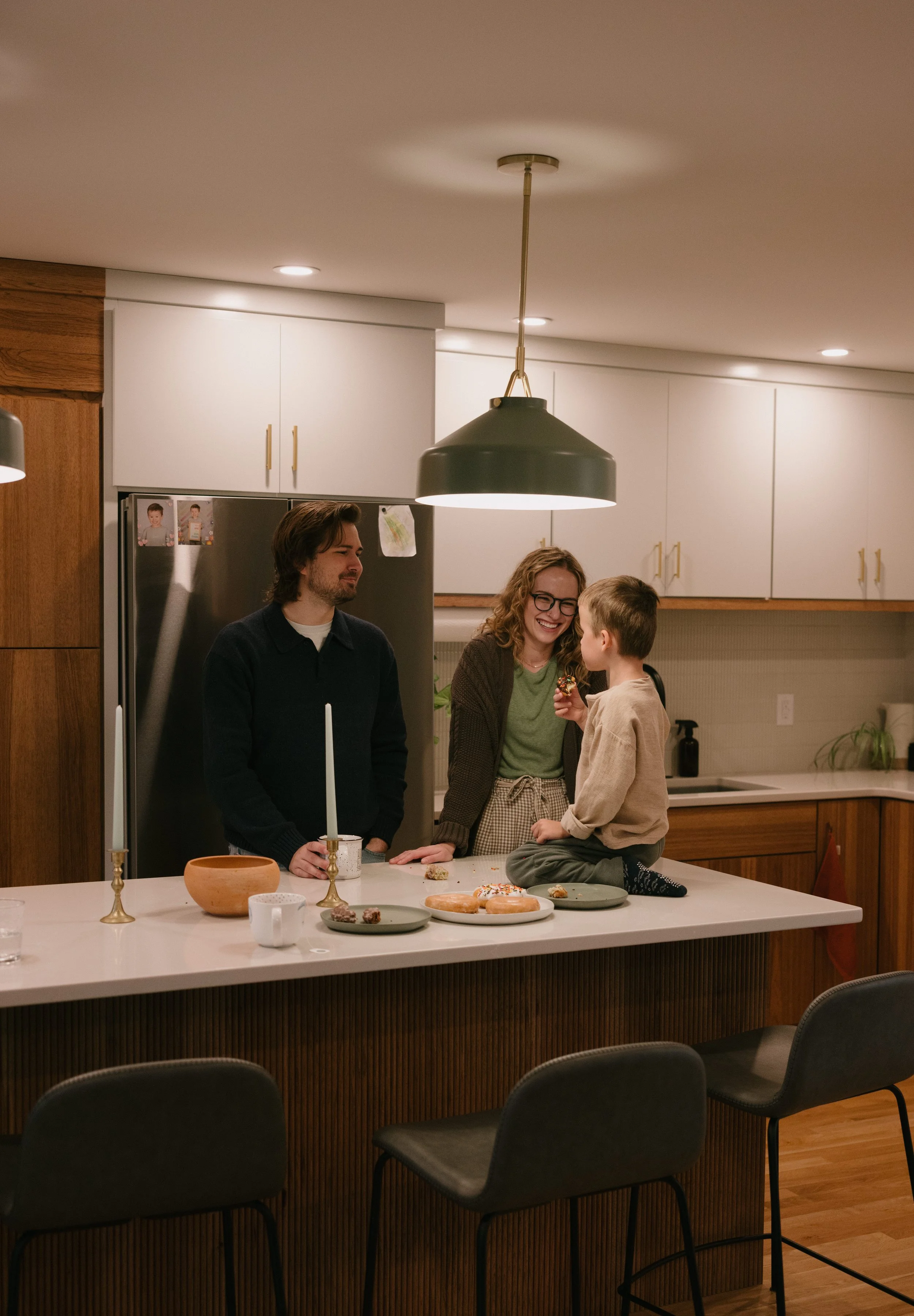 indianapolis-family-in-home12.jpg