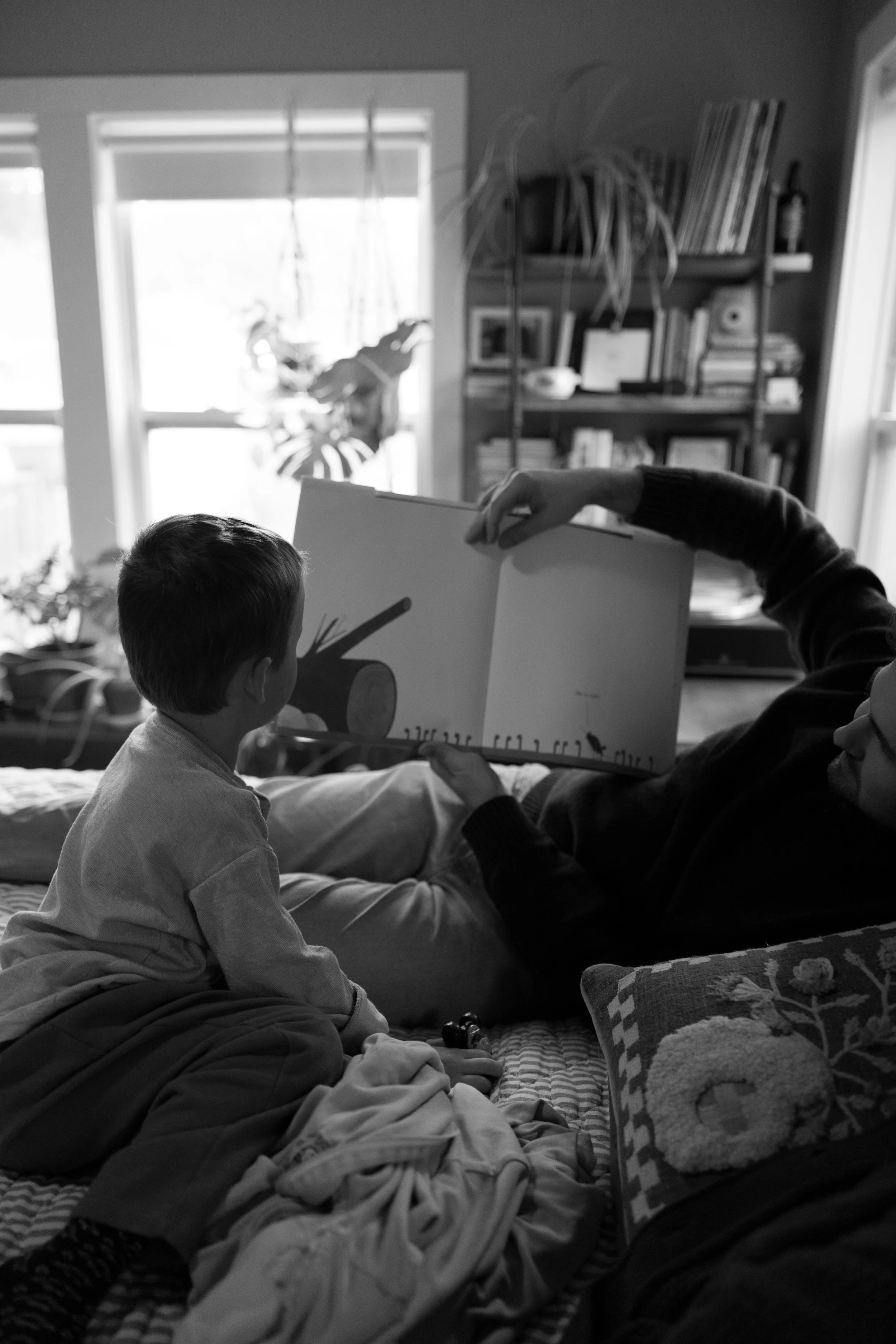 indianapolis-family-in-home14.jpg