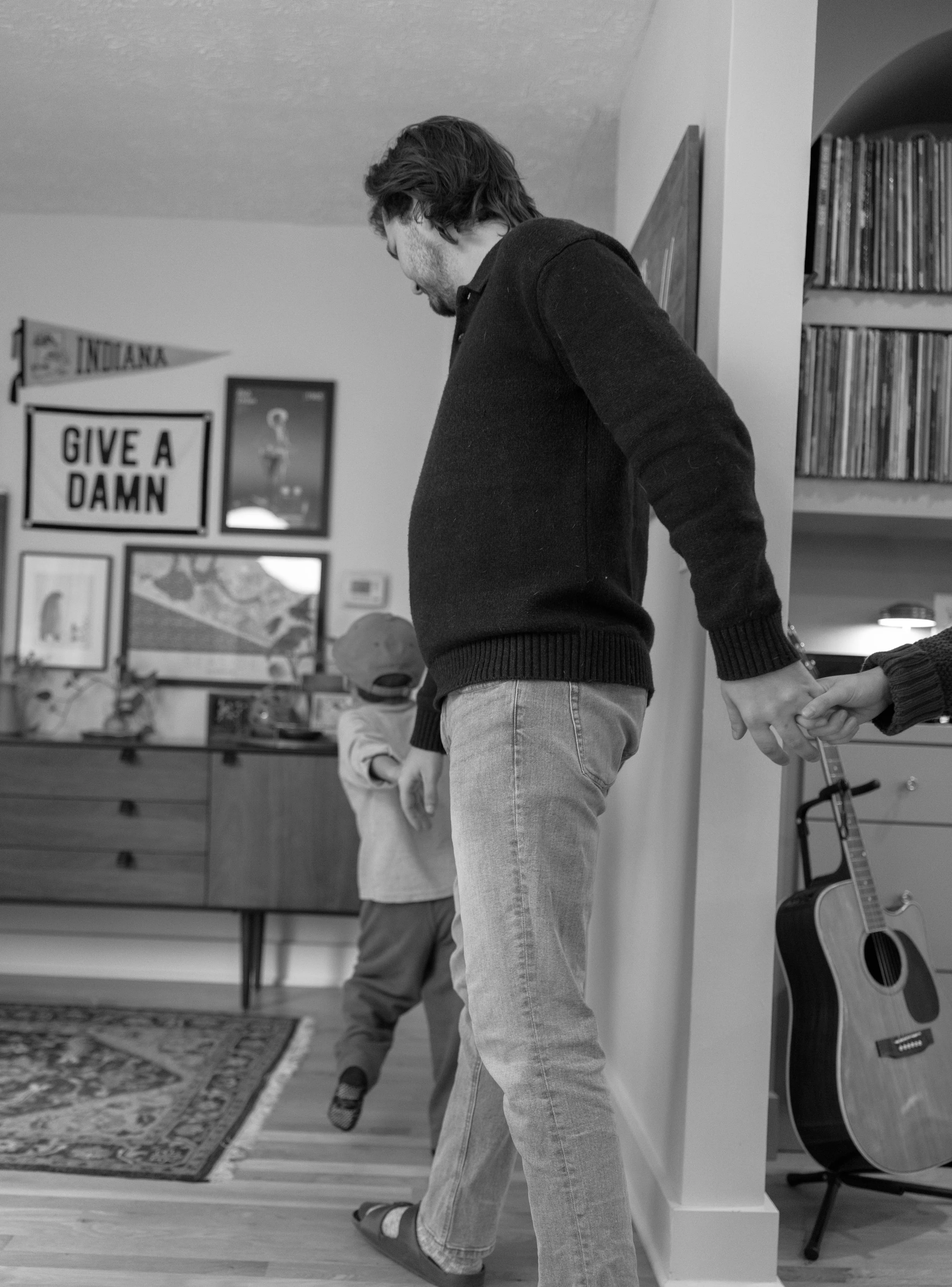 indianapolis-family-in-home20.jpg