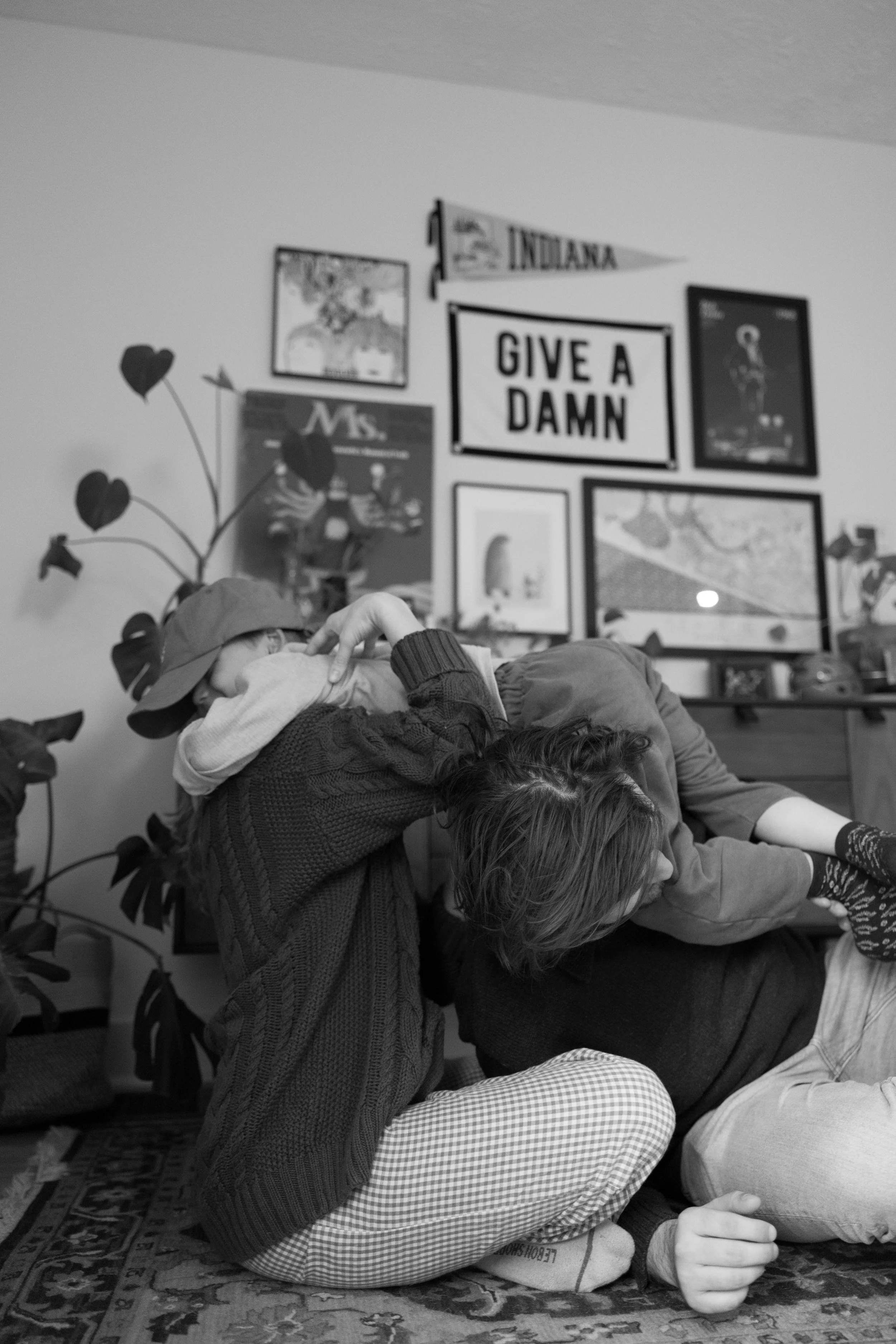 indianapolis-family-in-home23.jpg