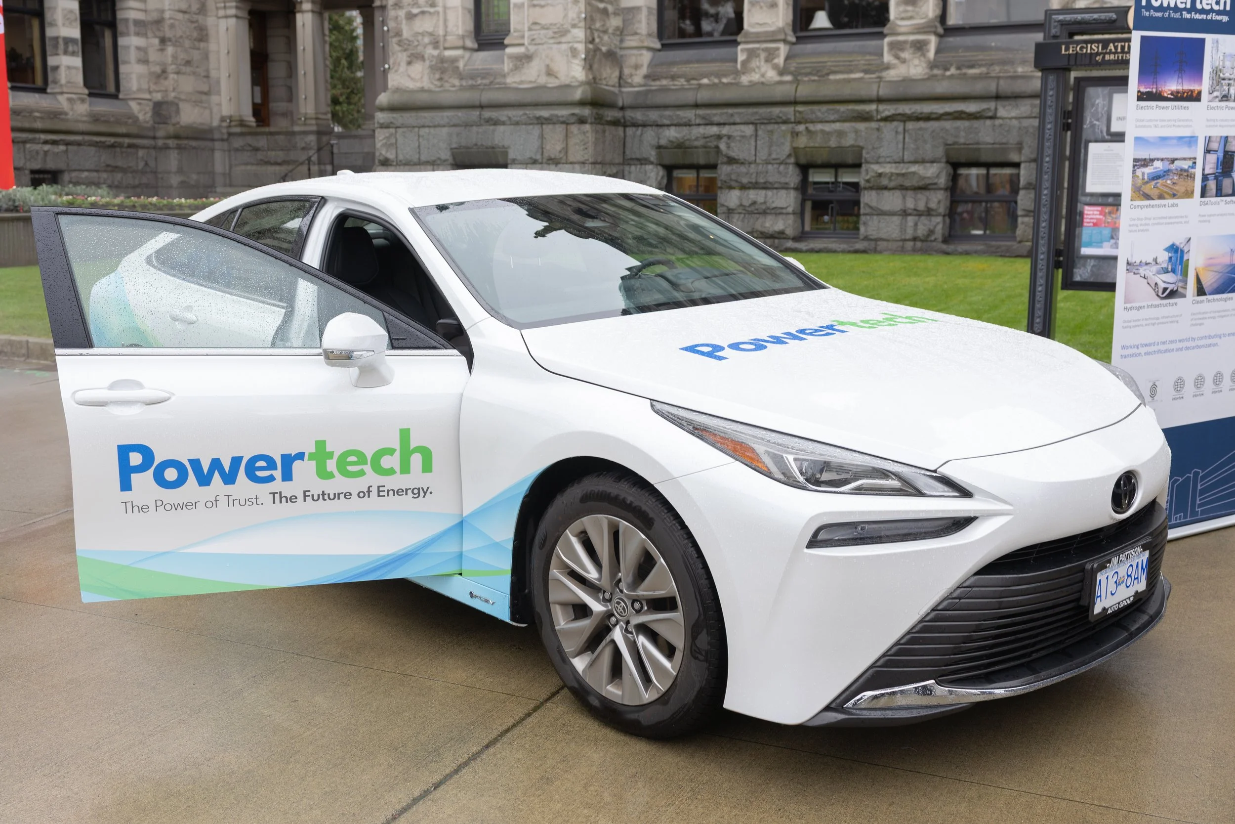 Photographing a Government-Industry Roundtable with the Canadian Hydrogen Association