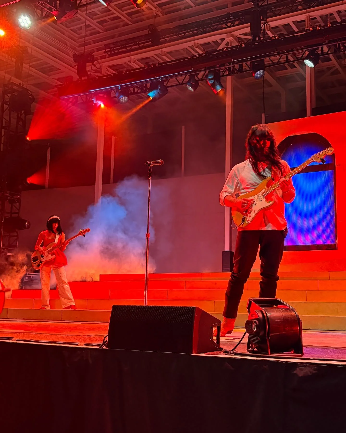 Found some old friends and met some new ones down in Texas! Thanks @danny.daug for playing photographer (and pack mule) so I could enjoy the moment, @asionay and friends for the hospitality, and of course @khruangbin for the show🤠🫶🏼