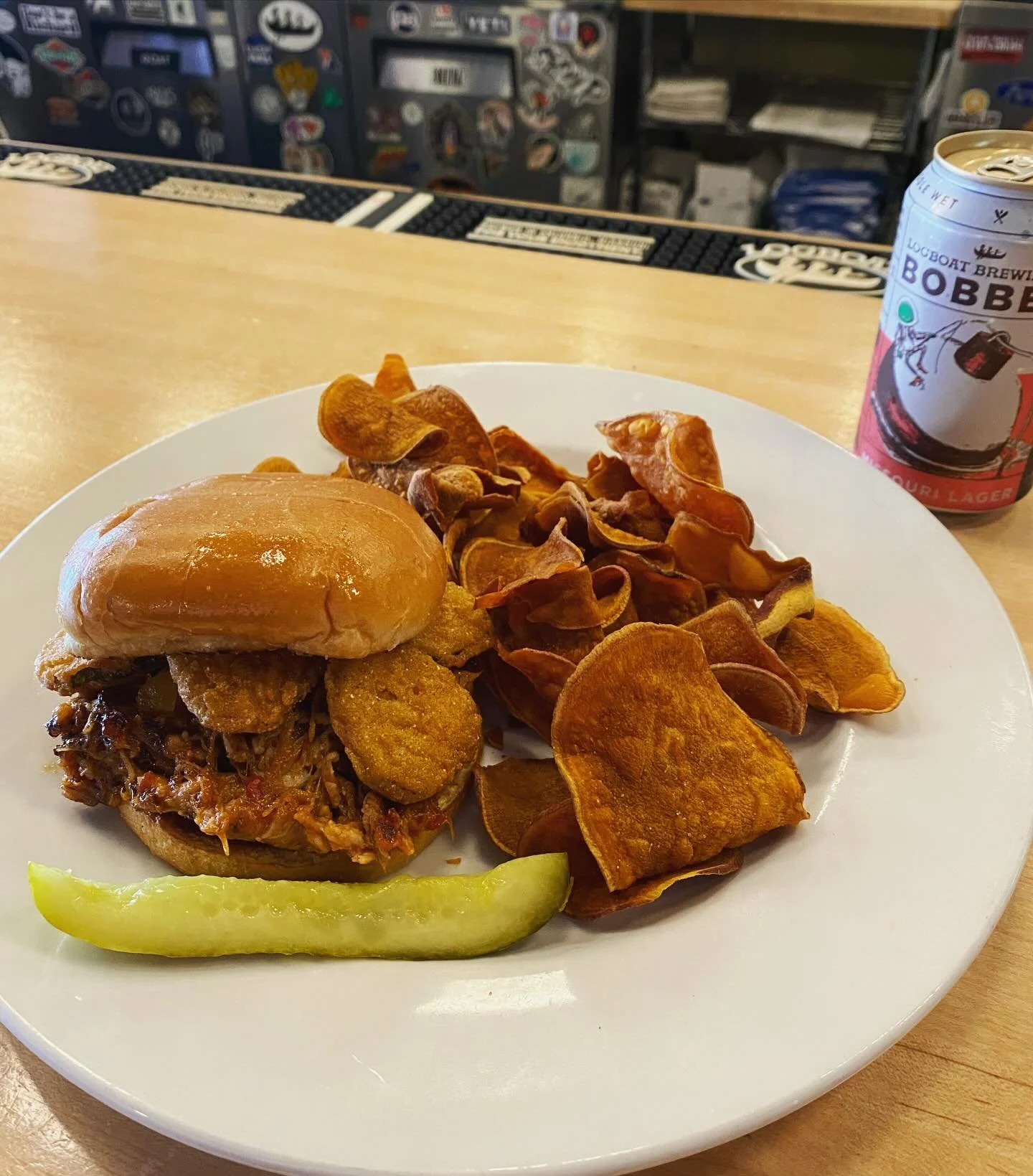happy @truefalsefilmfest weekend! we are so excited to see &amp; serve all of you! to kick off the next few days, we bring you a delicious lunch special &mdash; bbq pulled pork topped with fried pickles on a toasted bun, served with our housemade swe