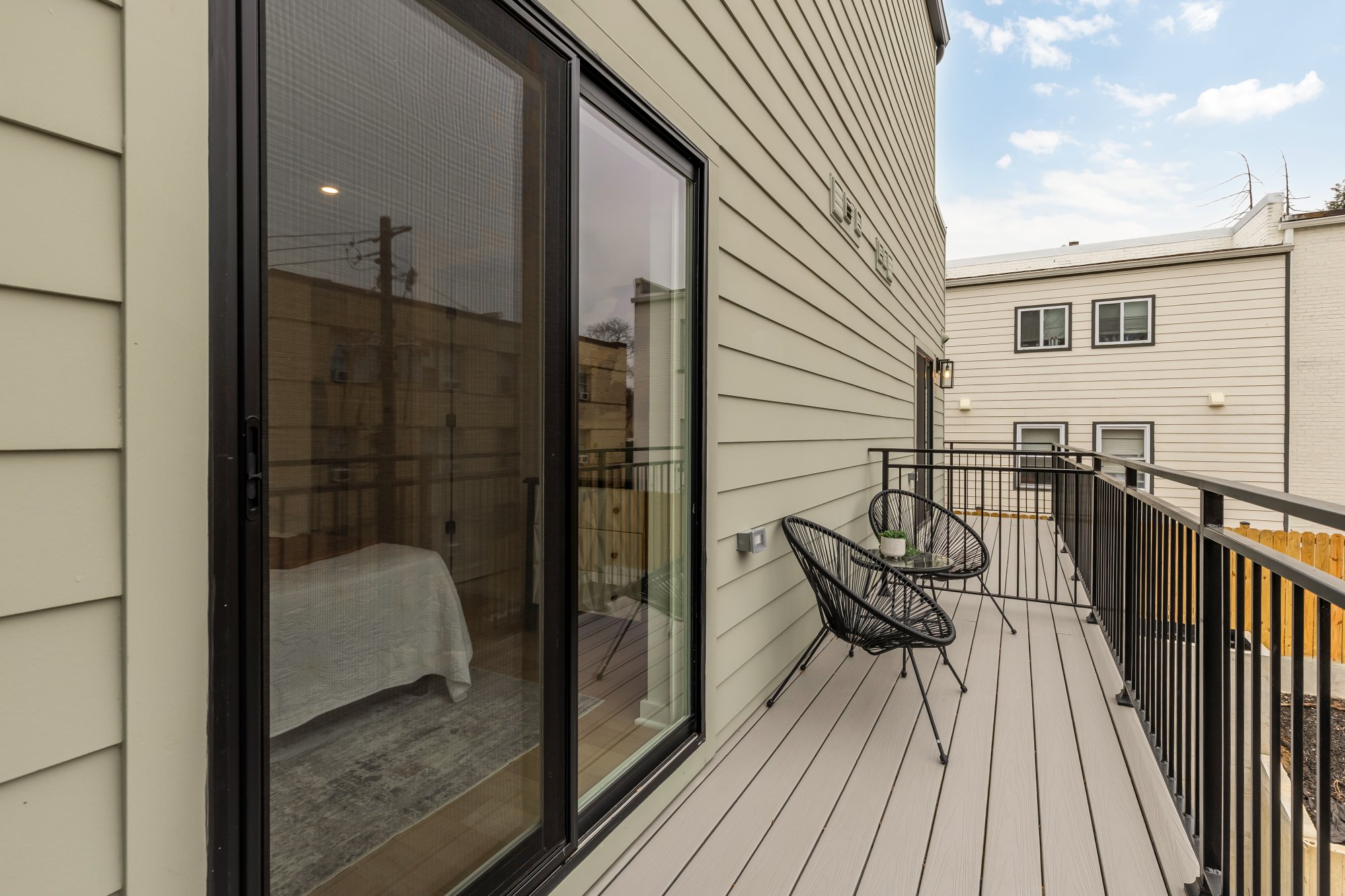 2606 41st St NW 5-0026.jpg