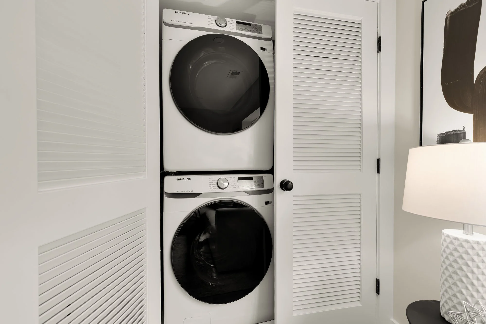 2606 41st St NW 6-0012.jpg