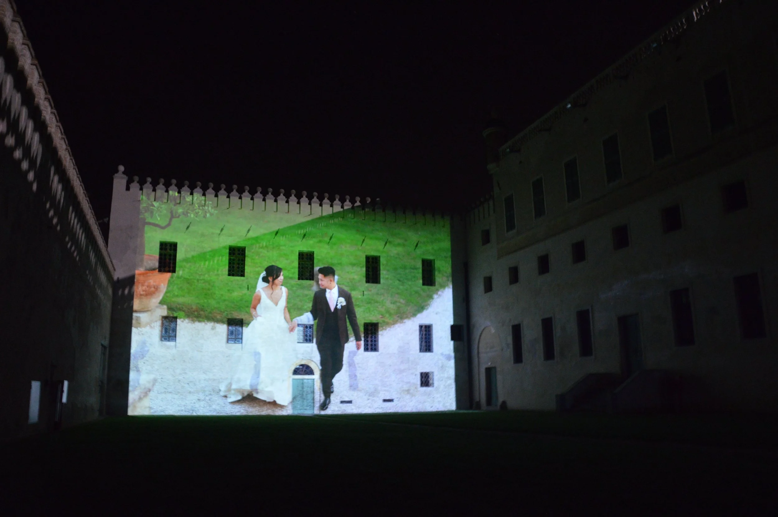 MAXI PROIEZIONE CASTELLO (2).JPG