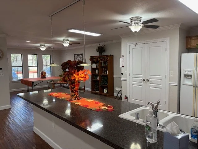 Clubhouse fully functioning kitchen