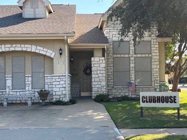 Clubhouse entry (871 Lindbergh)