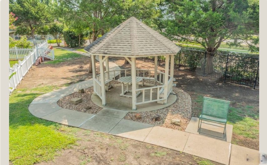 Aerial view - CWV Gazebo and walking path__10-24-2025.jpg