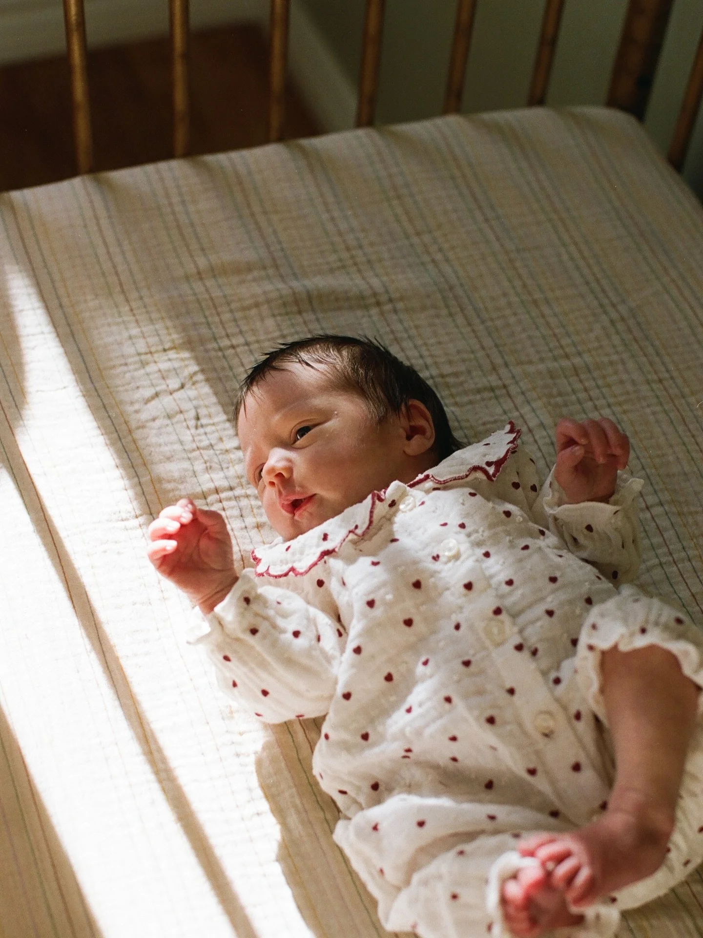 rori&rsquo;s in home new born photos 💌