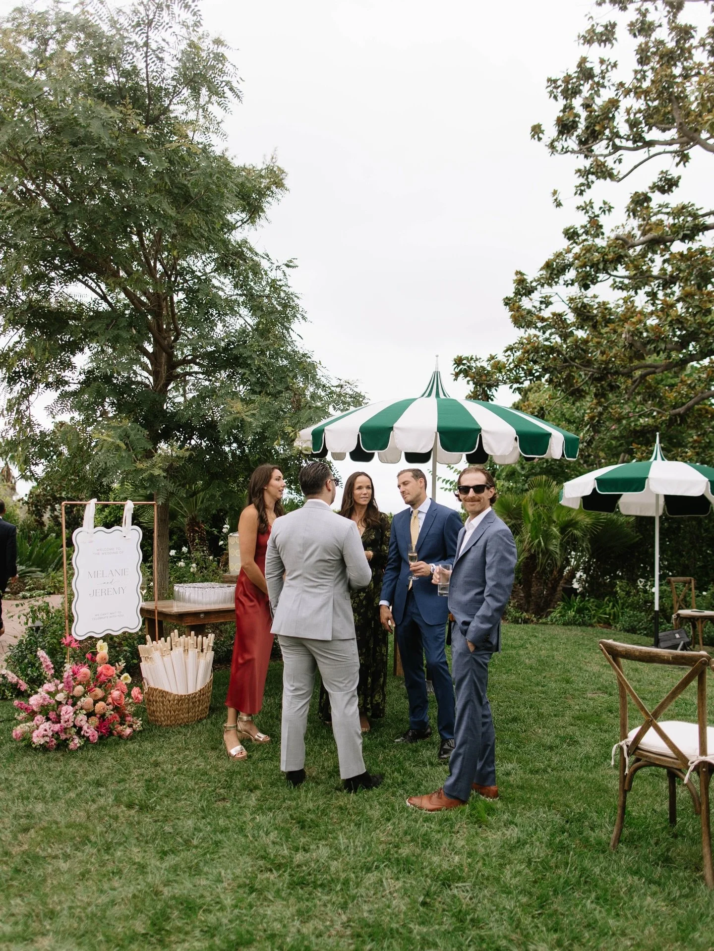 The ones who came to celebrate 〰️ Melanie + Jeremey @theinnatrsf 

second shot with @sisterleephotography