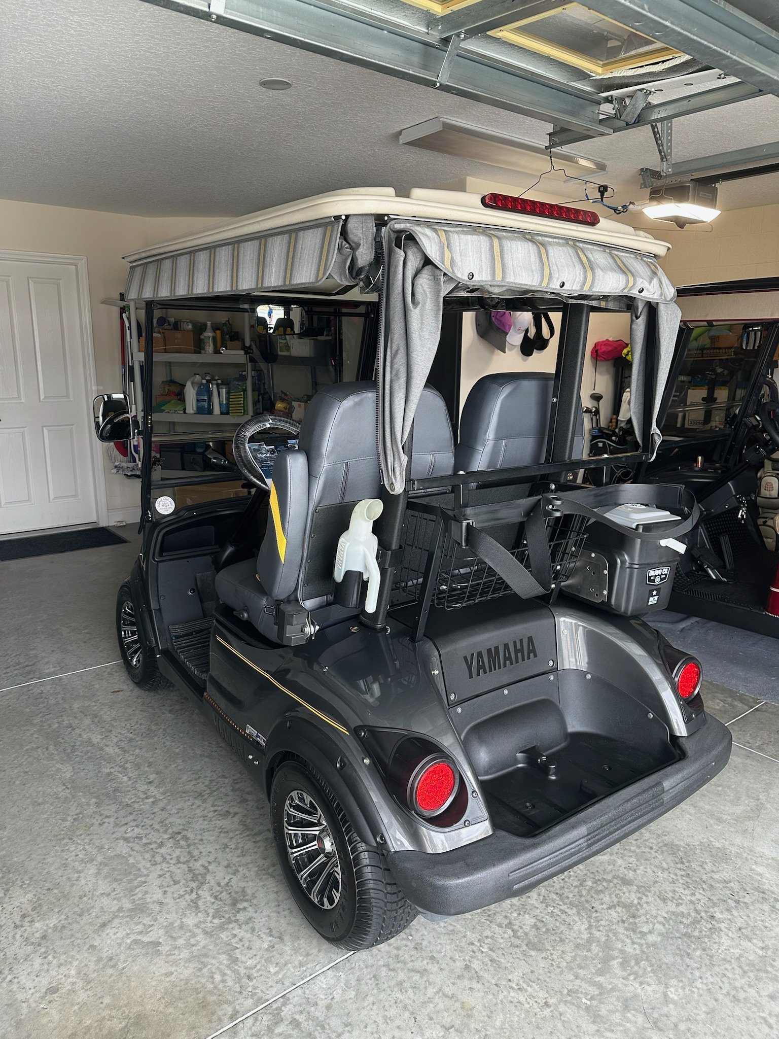 gray yamaha golf cart
