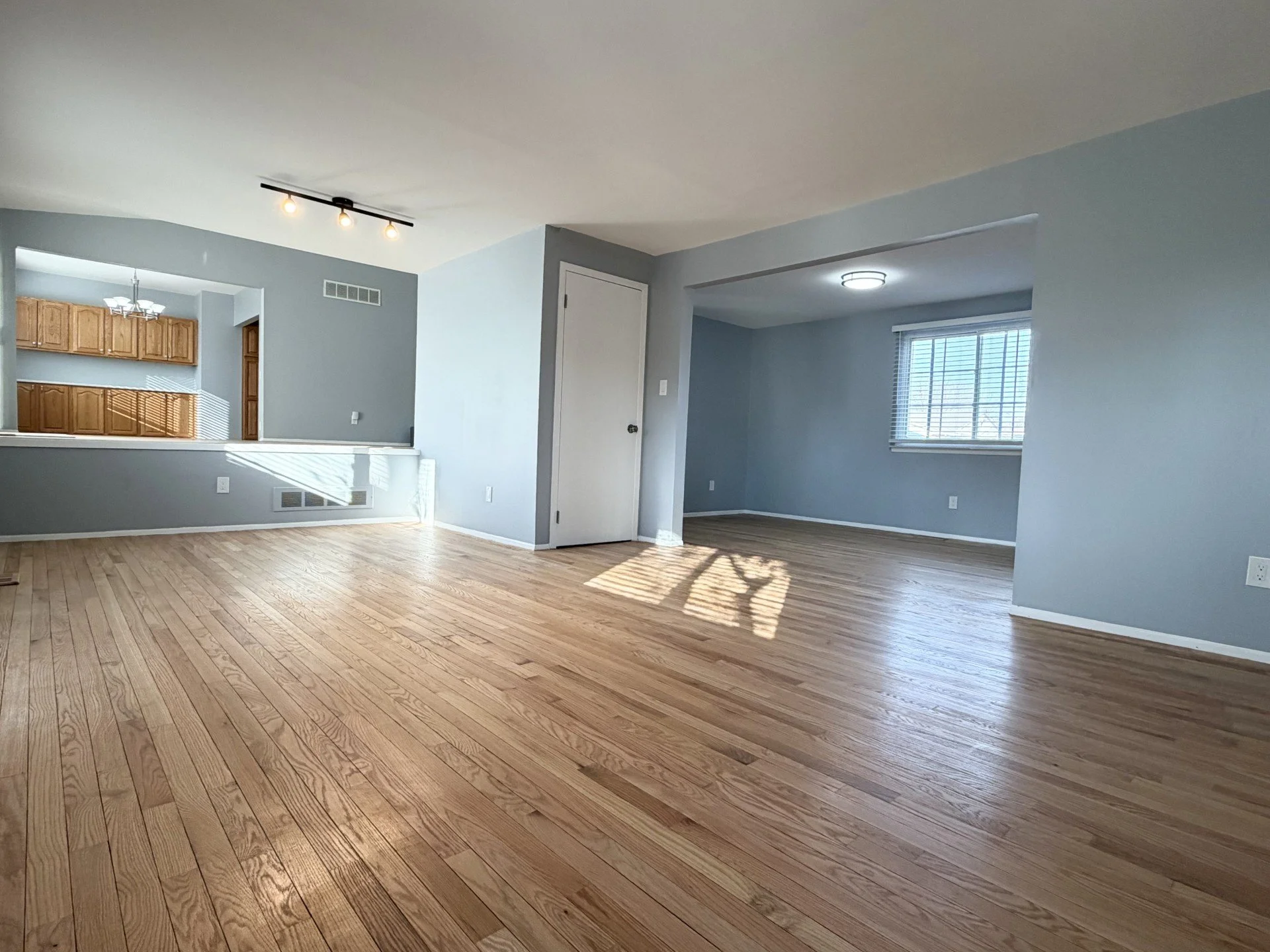 Family room to living room.jpg