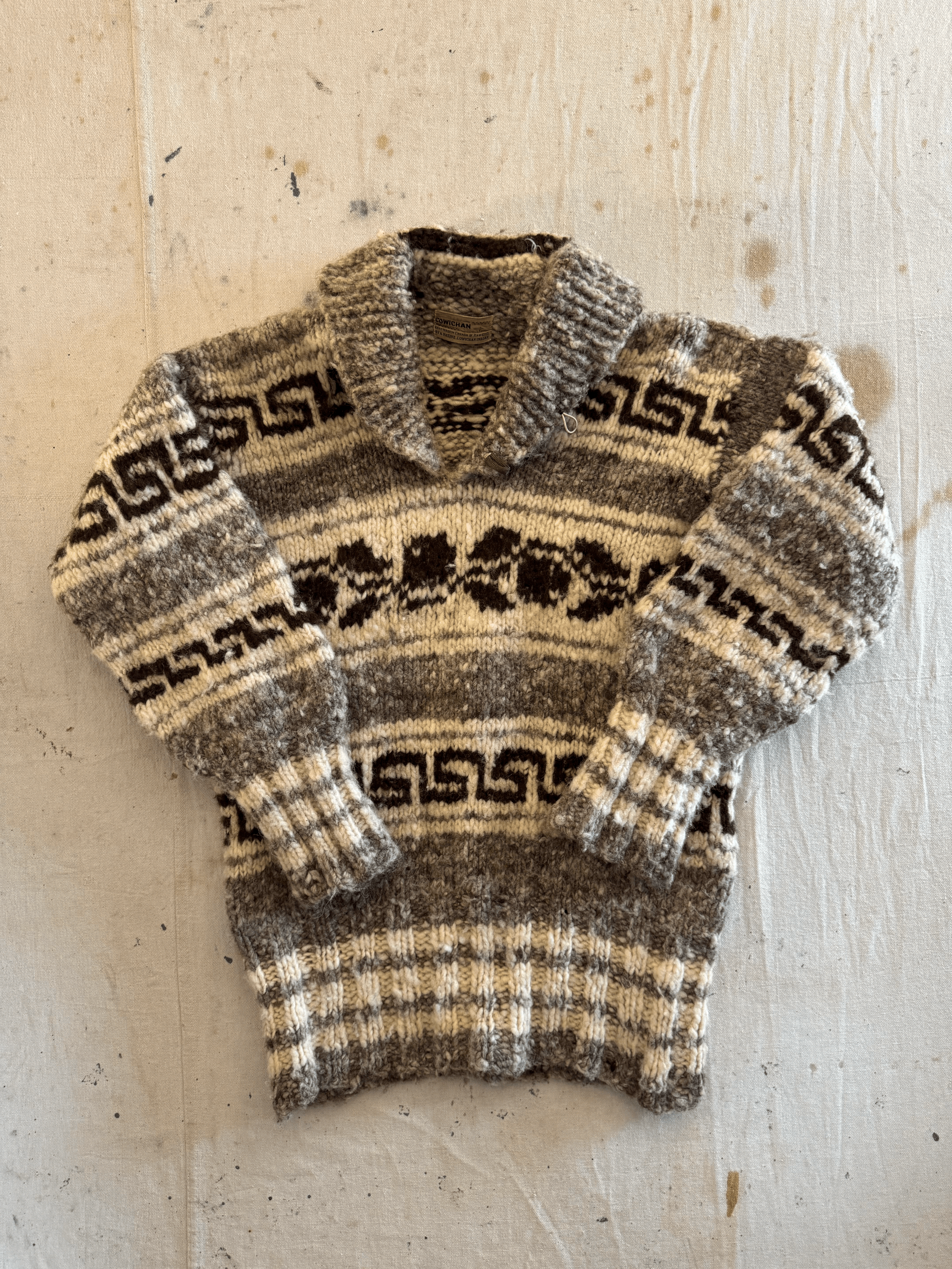 VANCOUVER ISLAND COWICHAN PULLOVER SWEATER