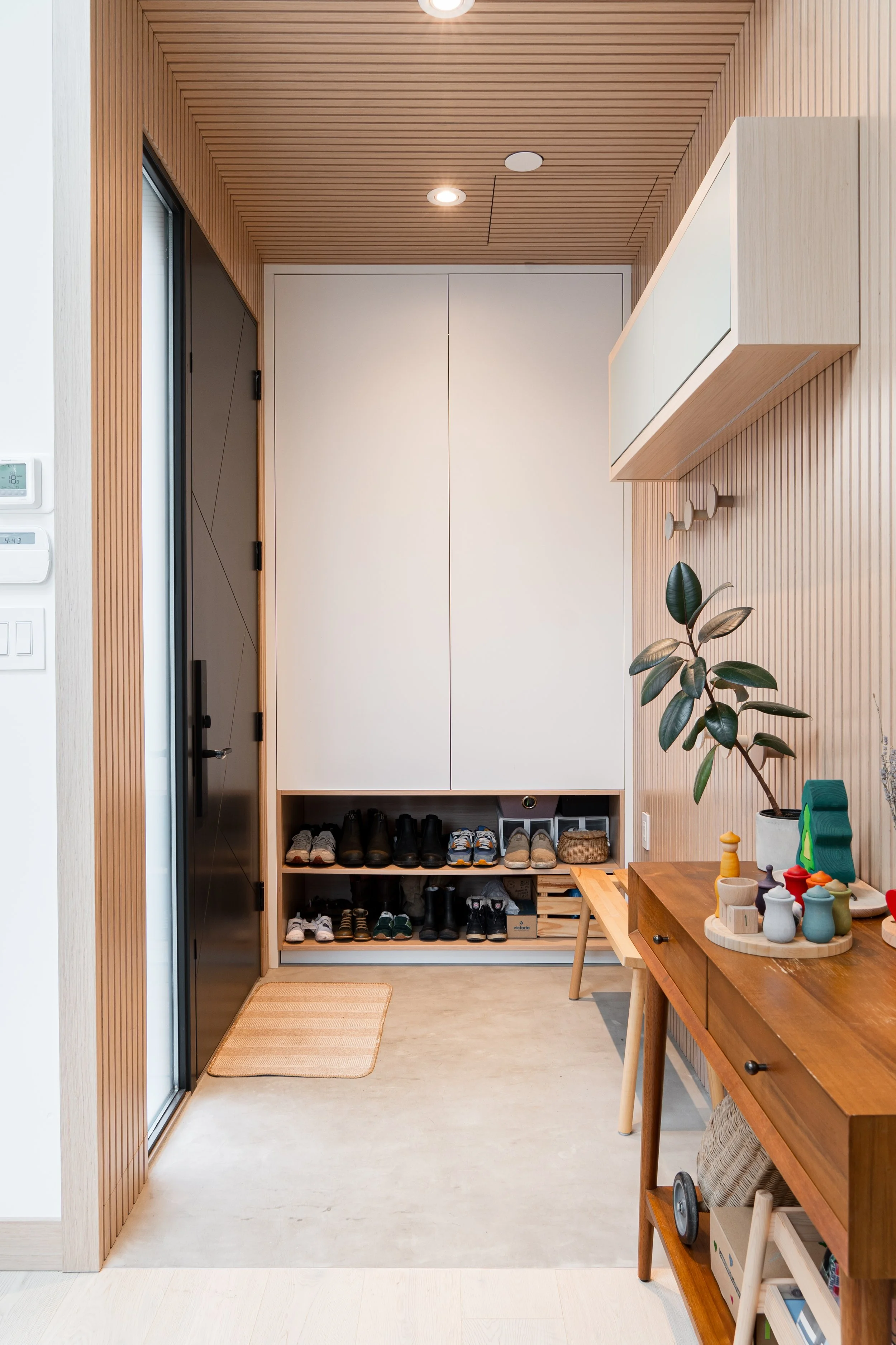 BOL_02_project info image.jpg