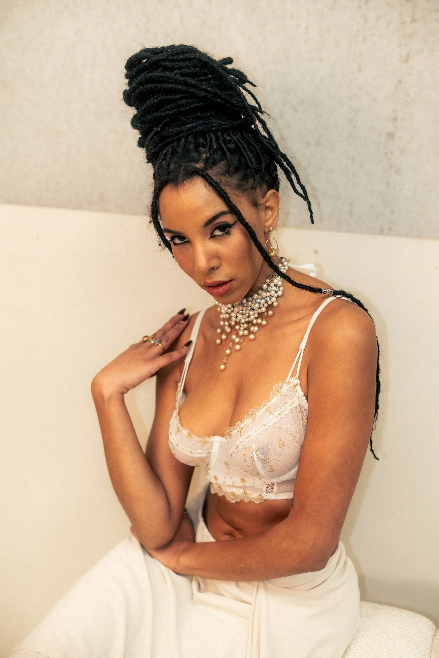 Look3-CleopatrasBling-10.jpg