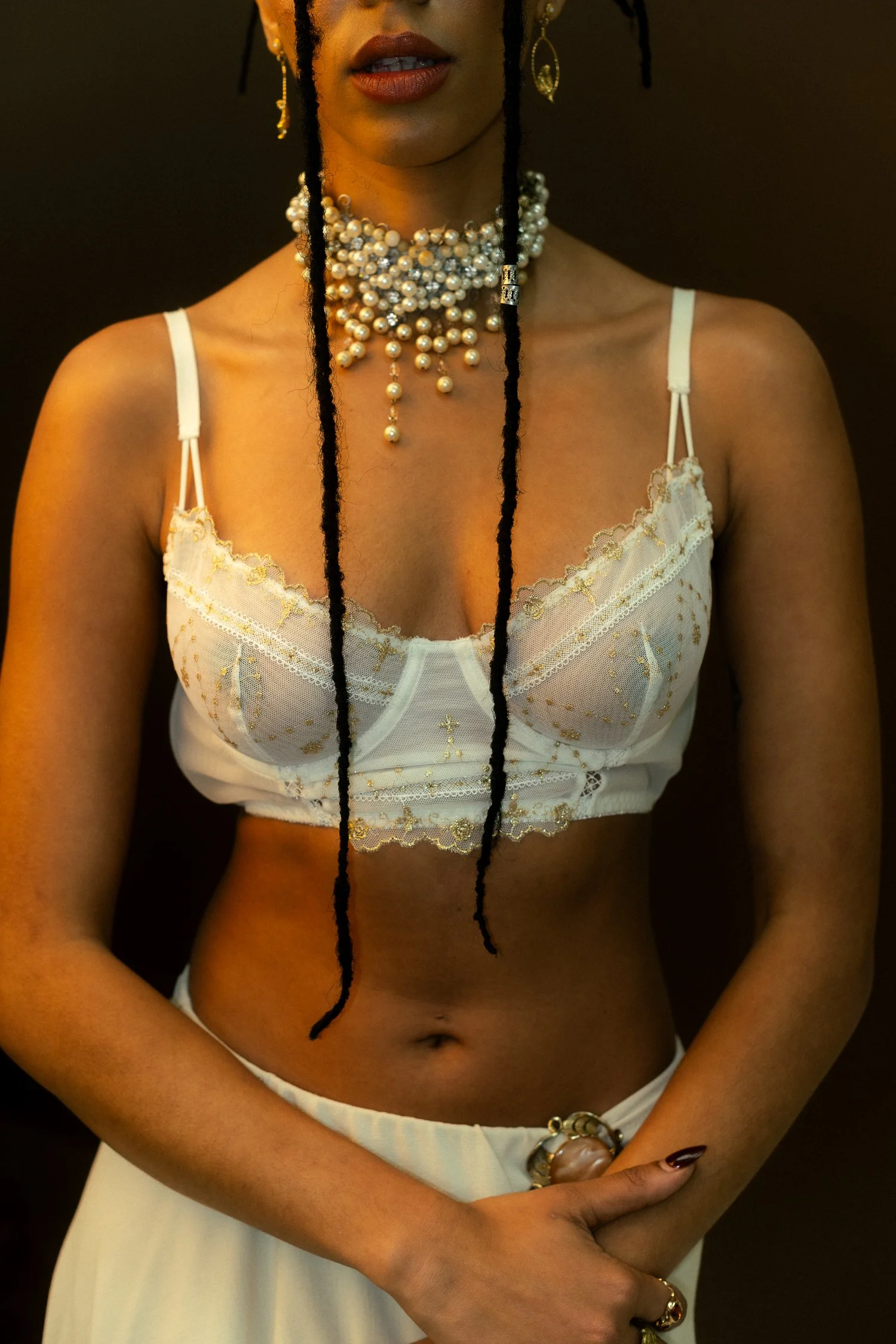 Look2-CleopatrasBling-8.jpg