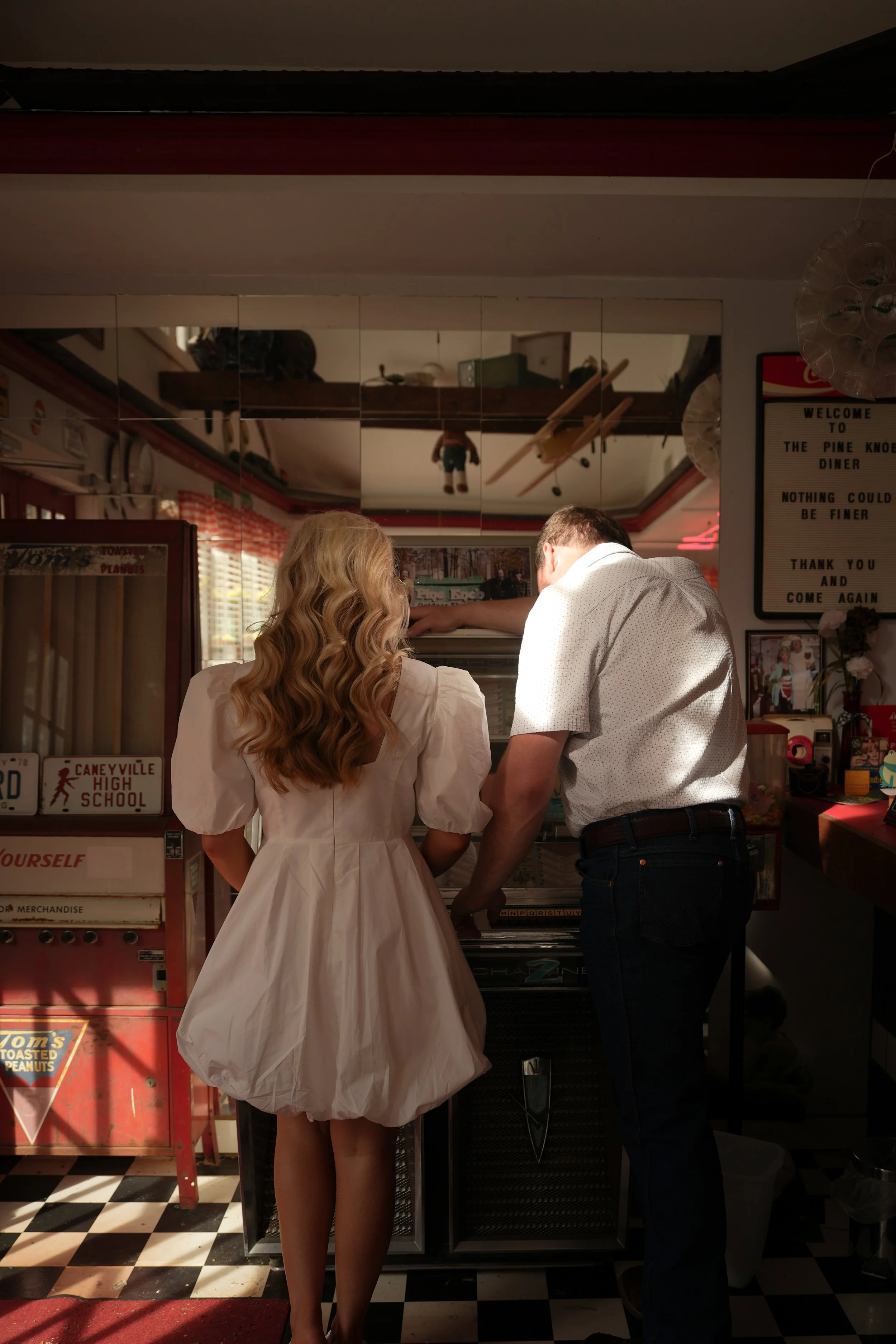 kentucky-weddingphotographers-couplesphotographer-kentuckyphotographer-37.jpg