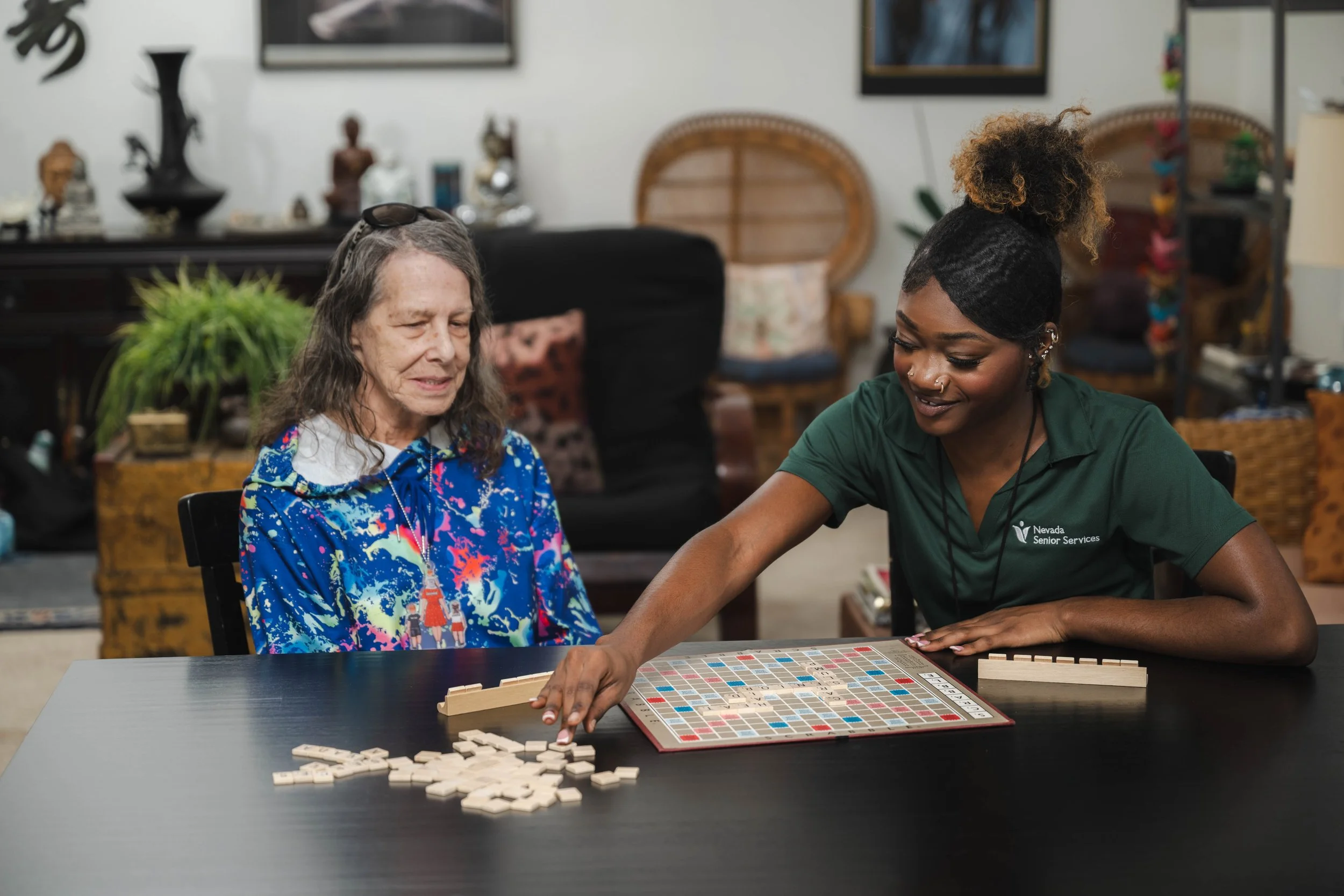 Dementia Care at Home: What Families Need to Know About Daily Life, Safety, and Support