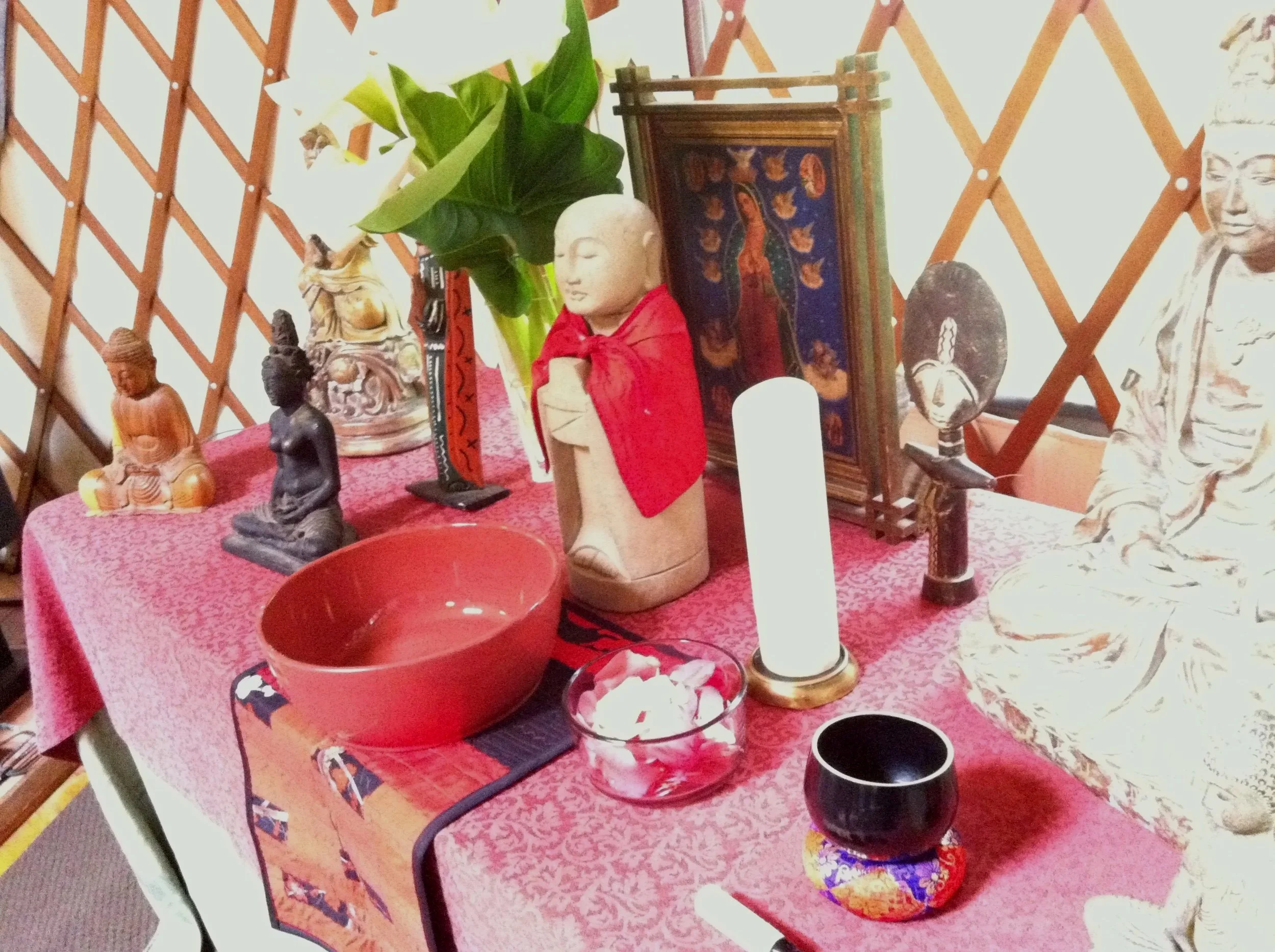 Jizo+altar+1+copy.jpg