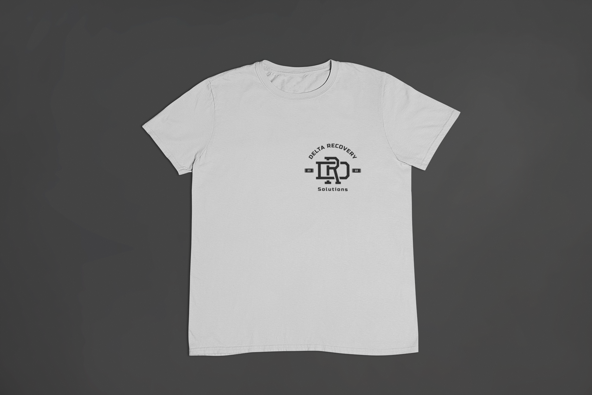 flat-lay-t-shirt-mockup-on-a-single-color-surface-23846-4.png