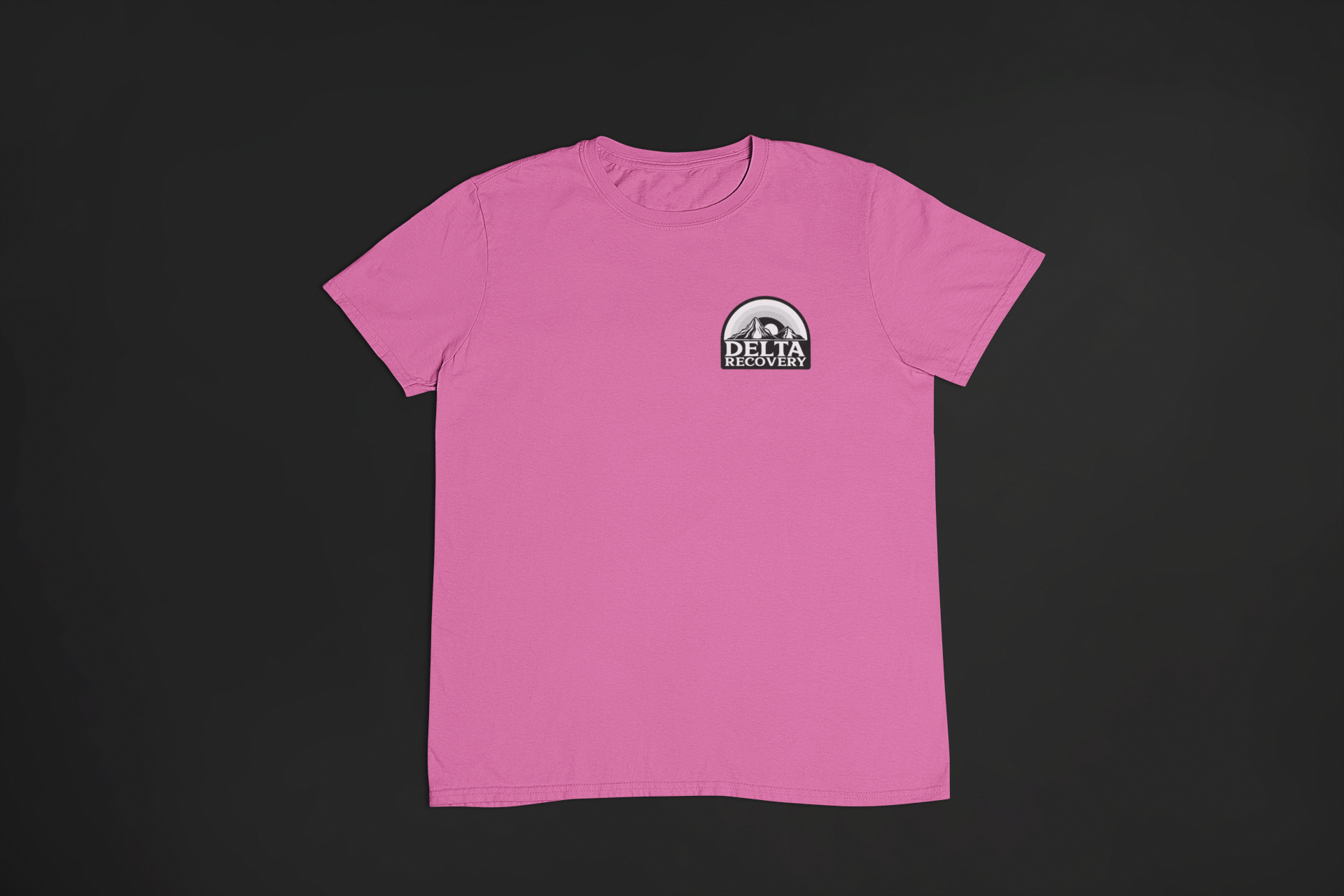 flat-lay-t-shirt-mockup-on-a-single-color-surface-23846-8.png