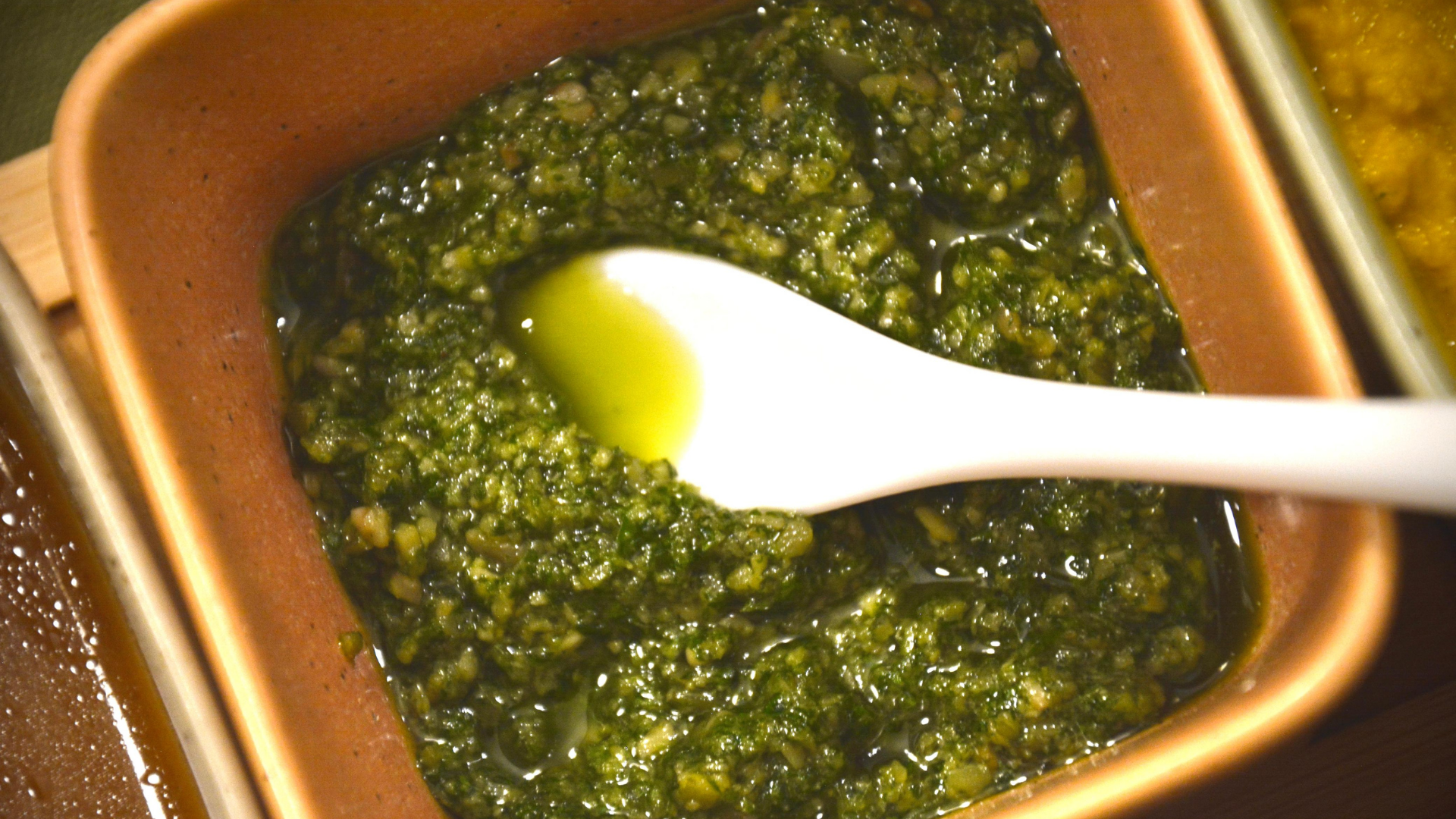 Pesto verde básico para tener siempre a mano