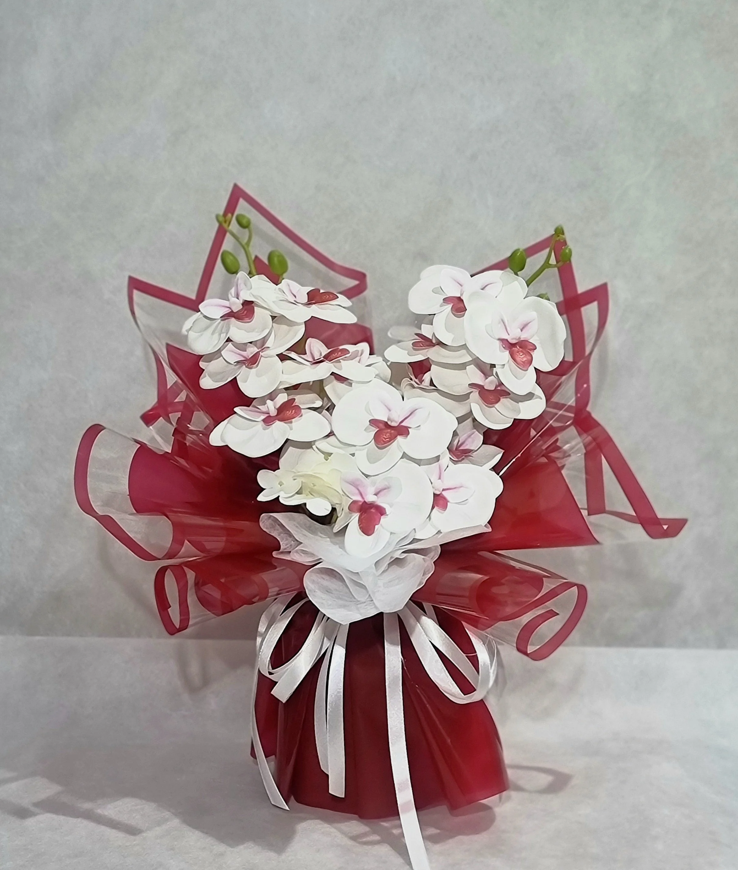 'Red Valentino' - Small Bouquet