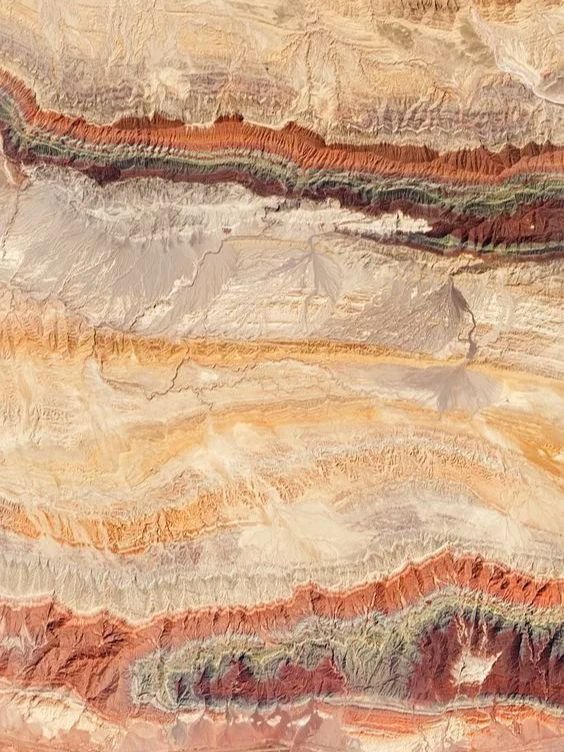 Sometimes nature does it best.

Rocks, veins, layers built gradually -
each one adding to the whole.

Colours of natural stone come together effortlessly,
nothing forced, nothing out of place.

Lines aren&rsquo;t straight. Edges aren&rsquo;t clean.
A