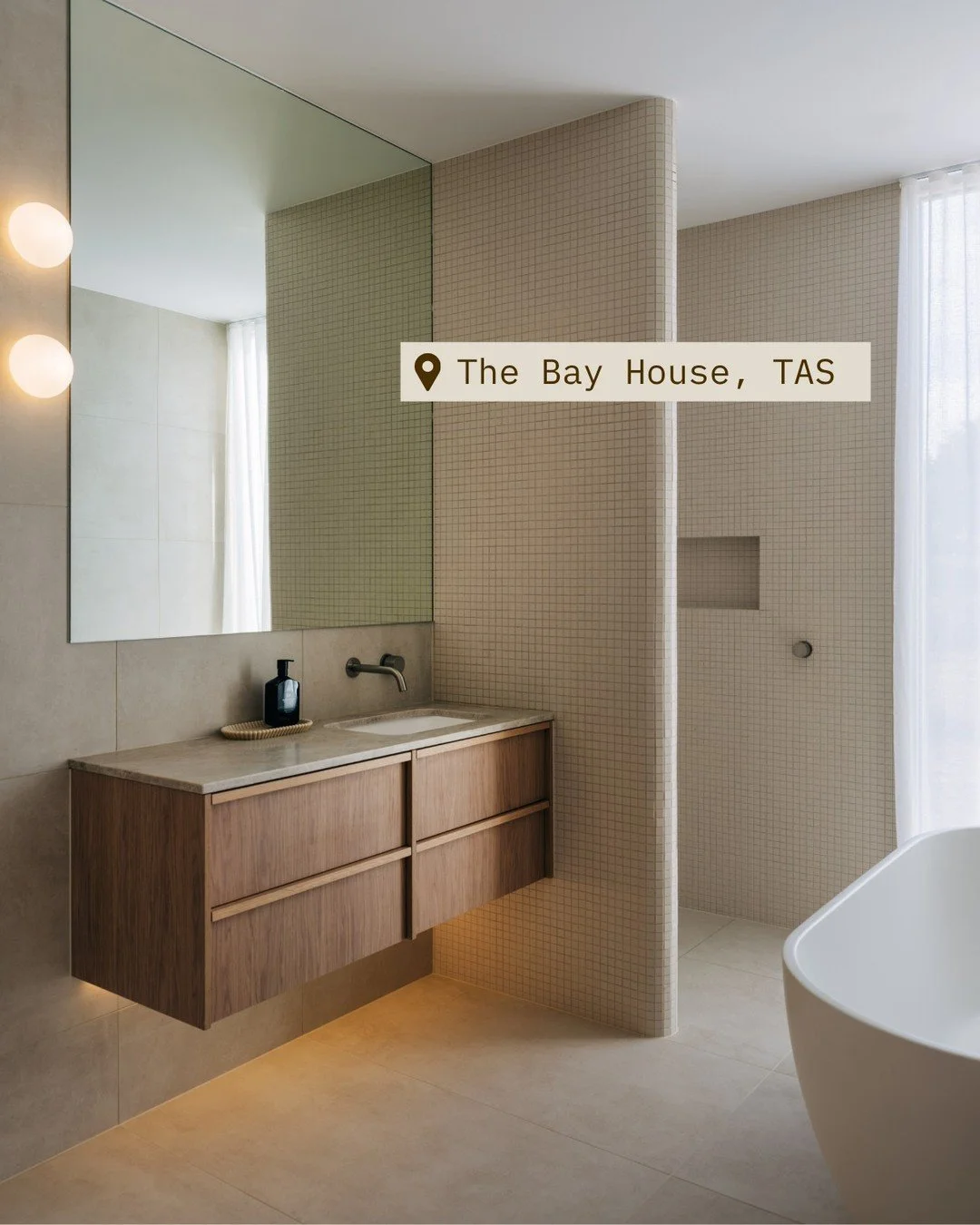 Building bridges between performance and design.

Across Australia, the 'Bridges' collection has become a firm favourite among designers and specifiers.

With versatile sizing, an expansive colour palette and P5 slip rating, the collection is designe