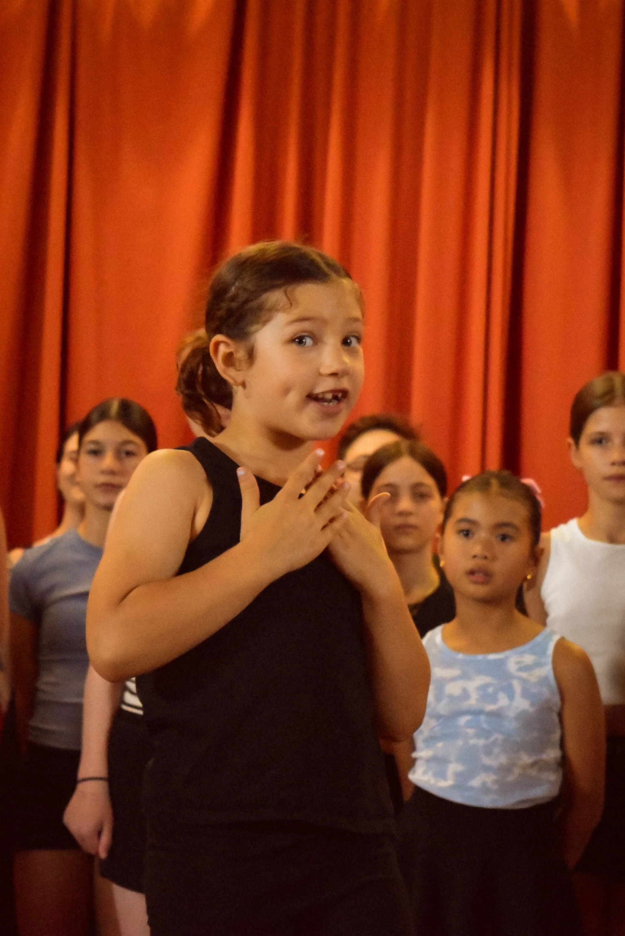 Revue Monday Rehersal-43.jpg