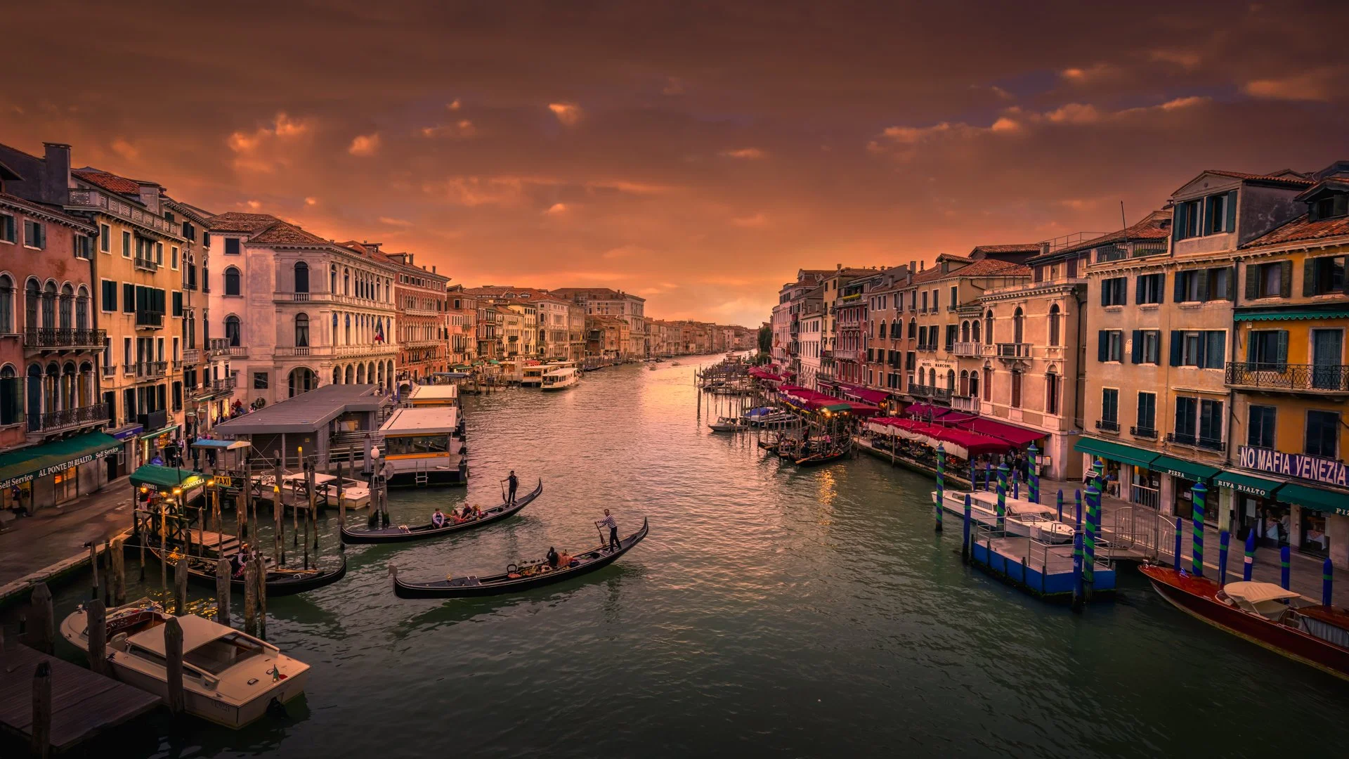 Sunset from Rialto Bridge