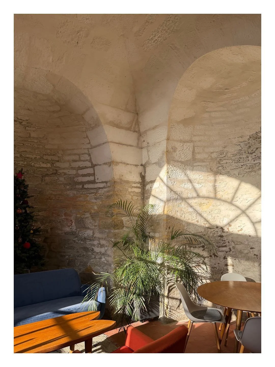 Quelle chance nous avons de b&eacute;n&eacute;ficier de ce lieu extraordinaire au sein du parc de l&rsquo;Observatoire ✨✨✨

Un lieu tout cosy l&rsquo;hiver et une terrasse incroyable quand les beaux jours reviennent.

&Ccedil;a promet de jolis moment