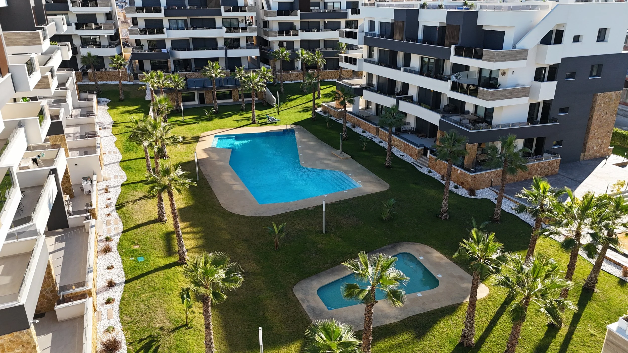 Gemeenschappelijk zwembad