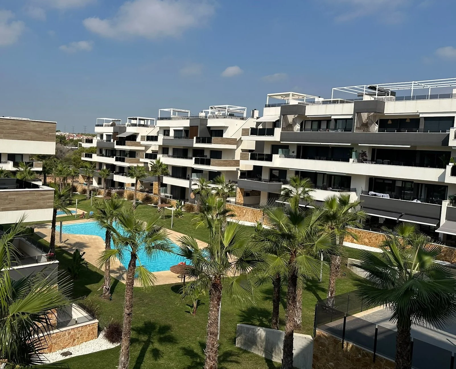Appartementencomplex Amanecer XI met groene tuin