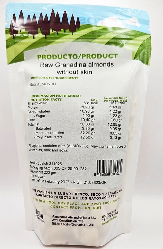Raw_almonds_ingredients.jpg