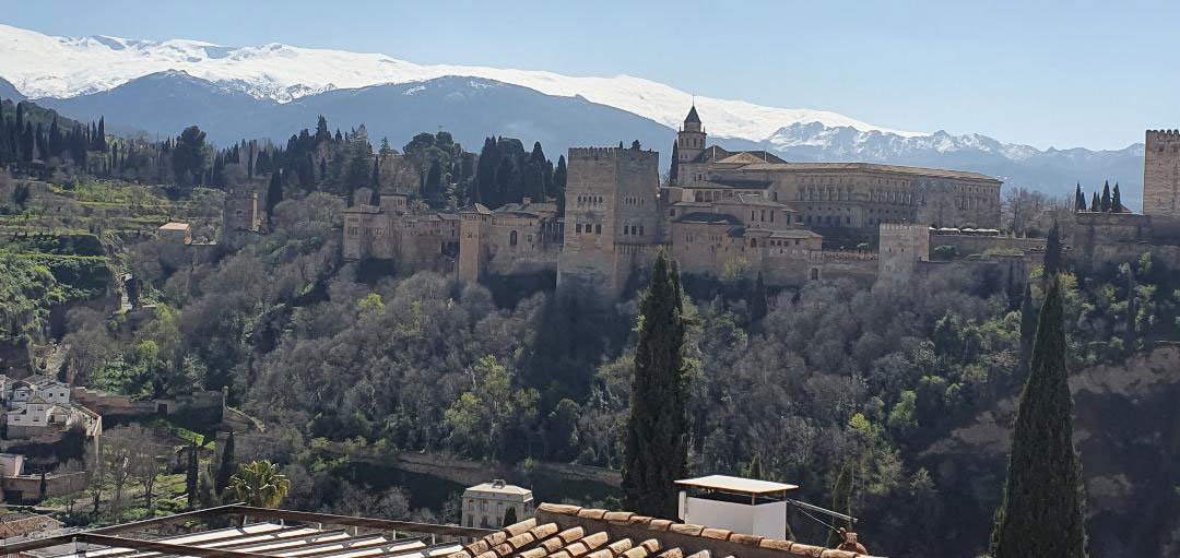 Granada-Alhambra_from_San_Nicolas.jpg