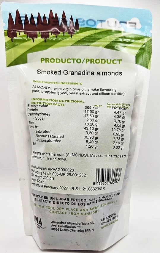 Smoked_almonds_ingredients.jpg